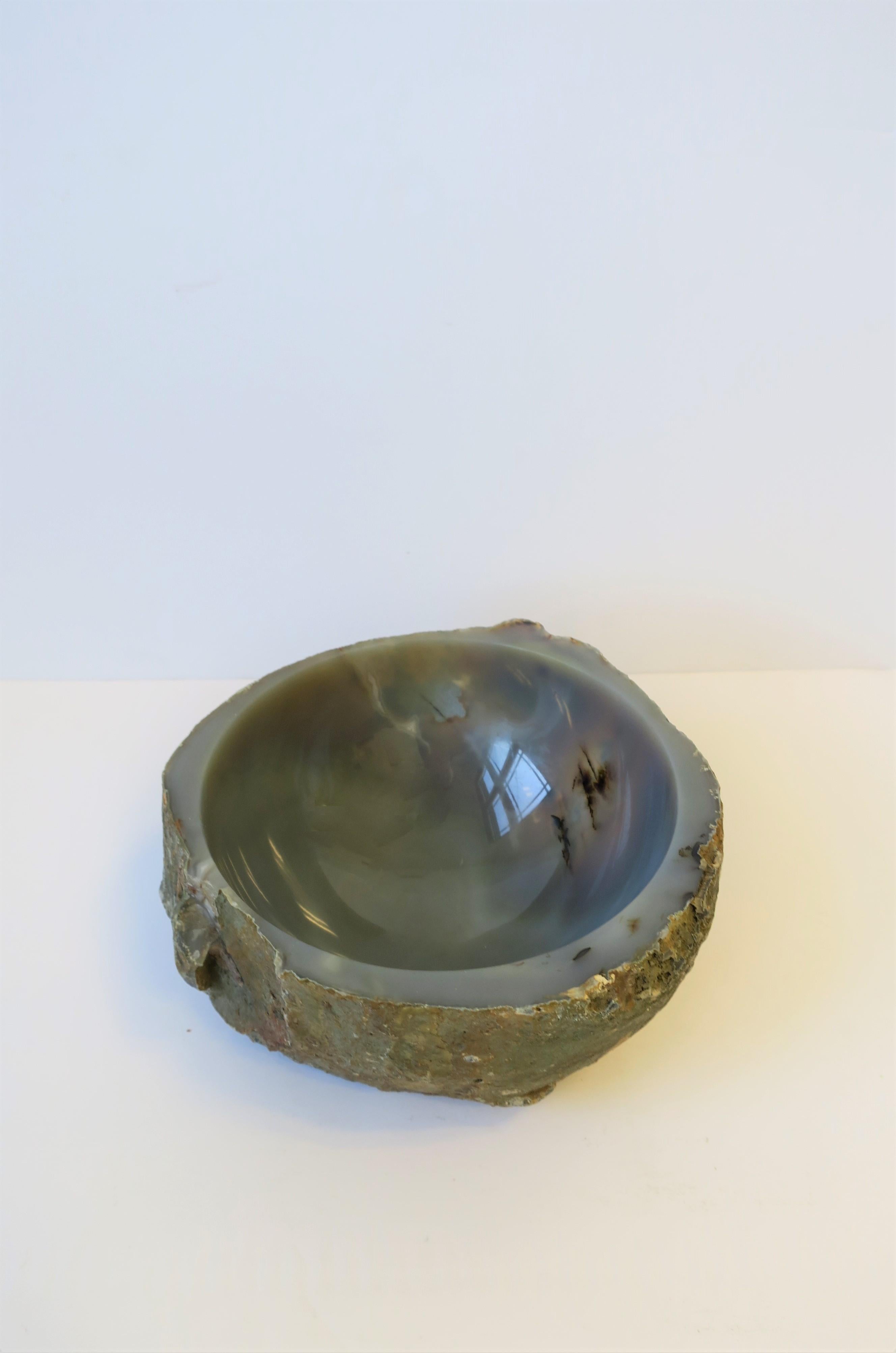 Blue Grey Onyx Agate Quartz Bowl For Sale 2
