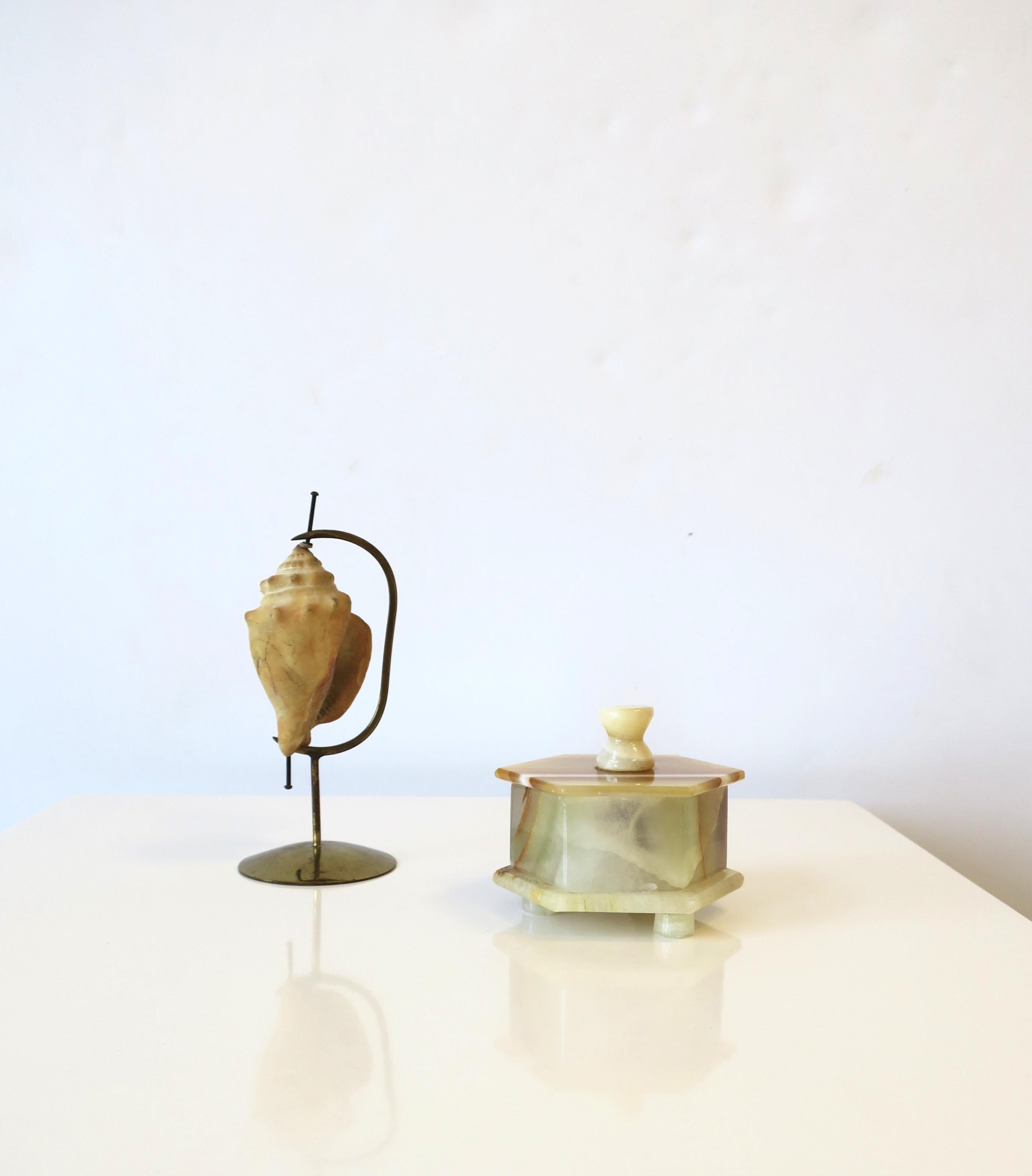 Boîte en marbre onyx en vente 1