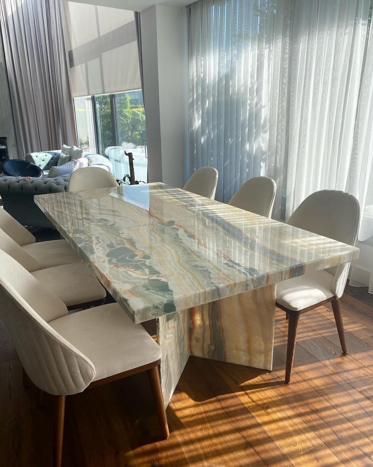 Turkish Onyx Marble Dining Table - Translucent Marble Dining Table - Marble Dining Table For Sale
