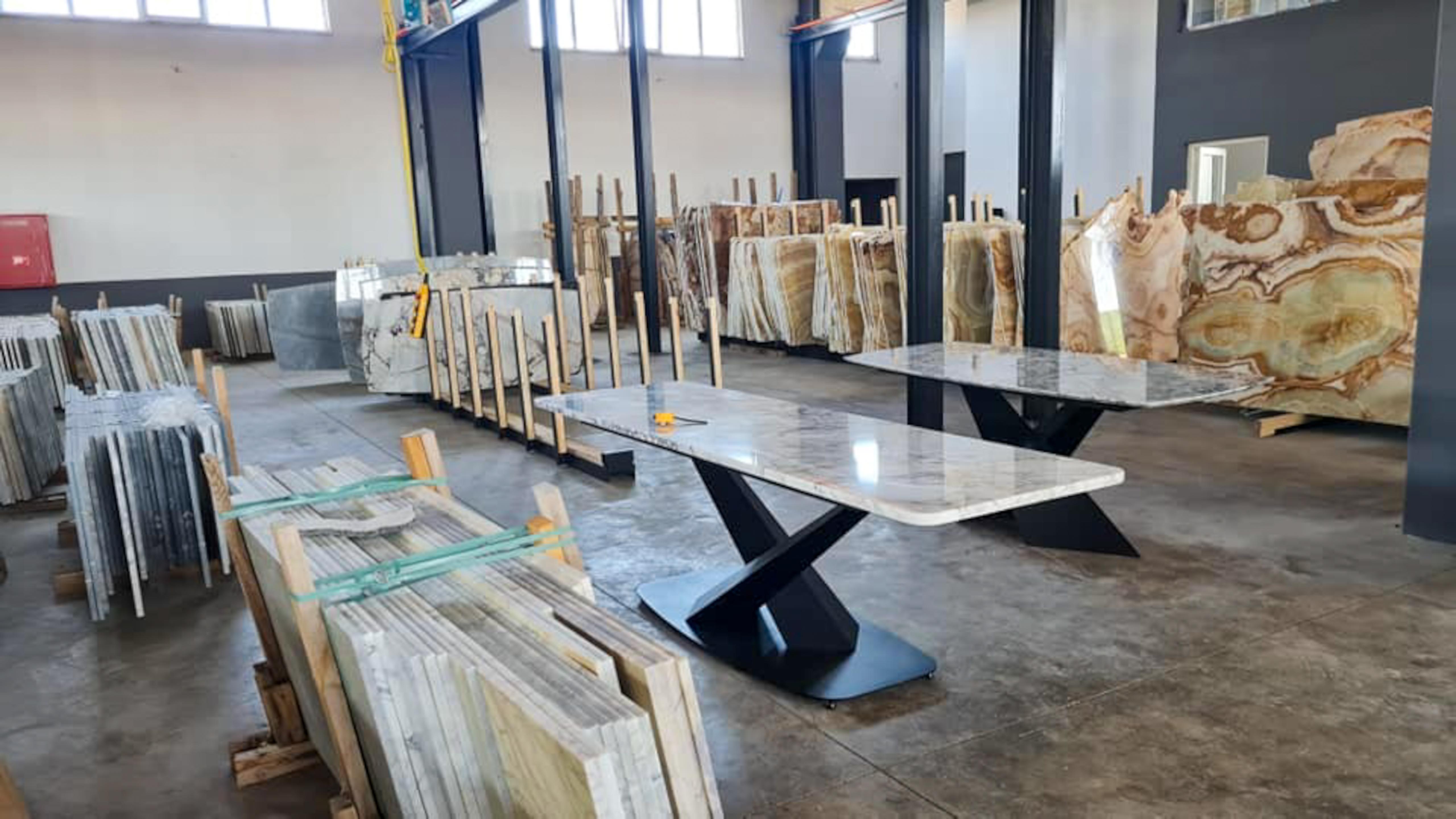 Stone Onyx Marble Dining Table - Translucent Marble Dining Table - Marble Dining Table For Sale