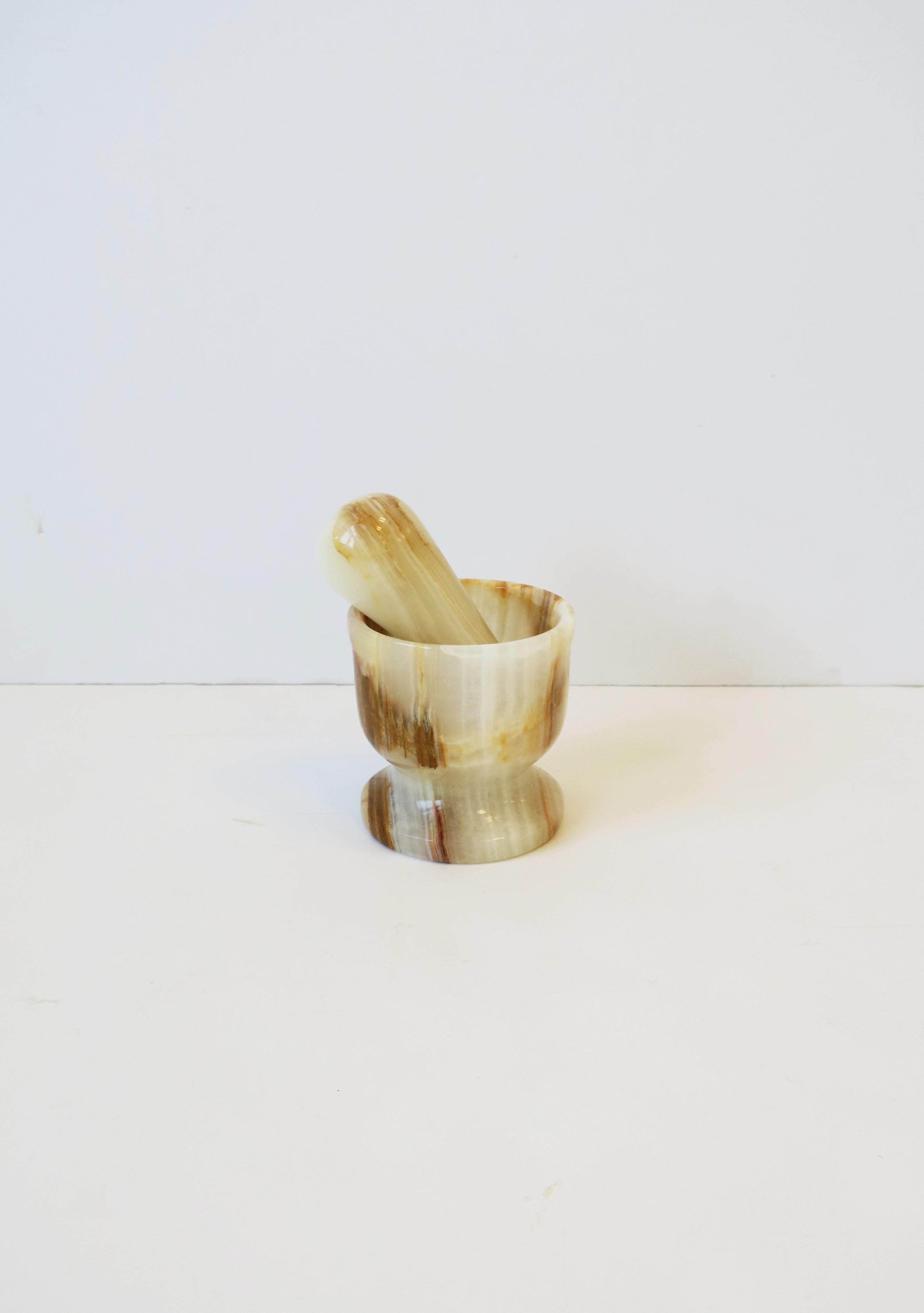 European Onyx Marble Mortar and Pestle, Small