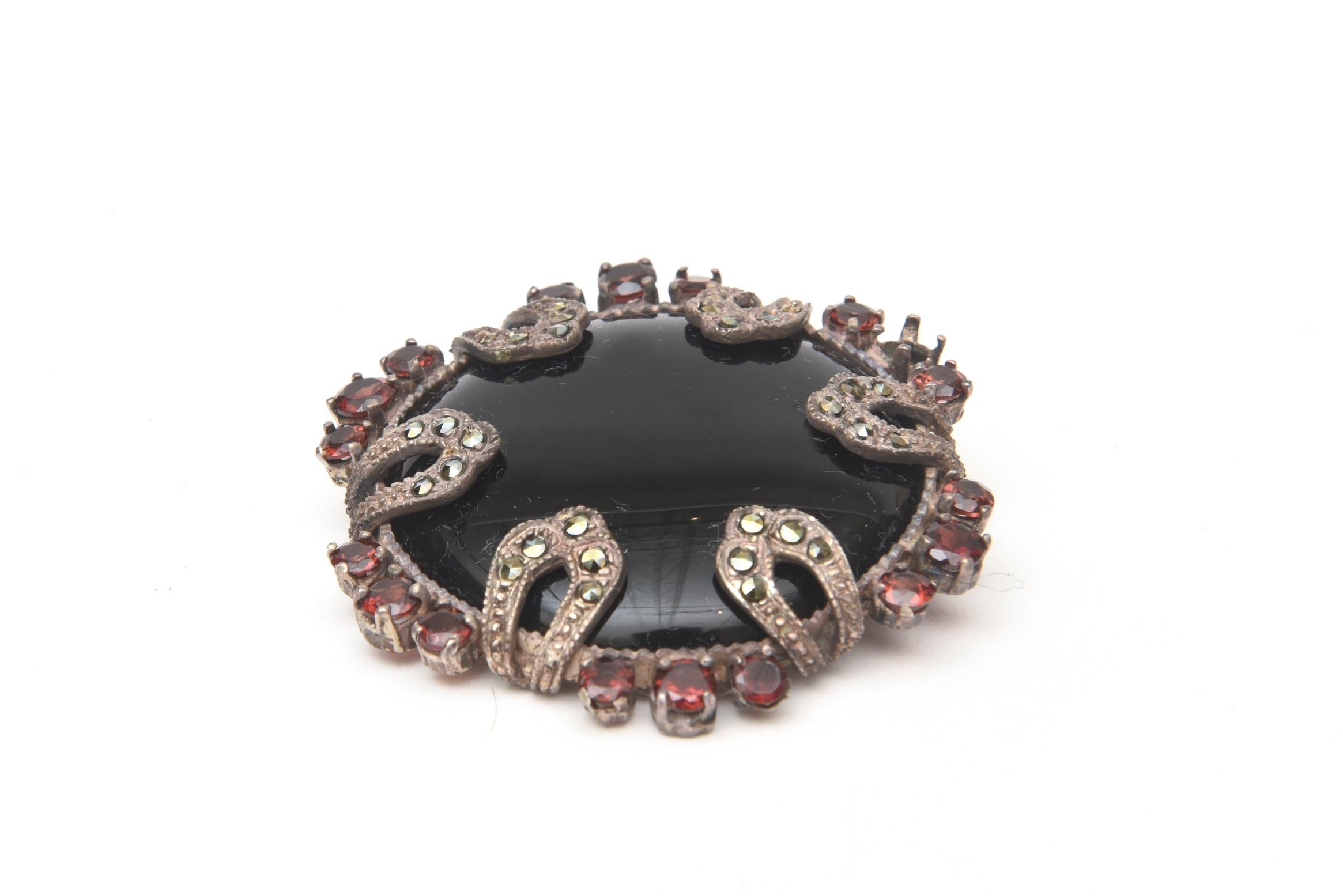 marquisette brooch