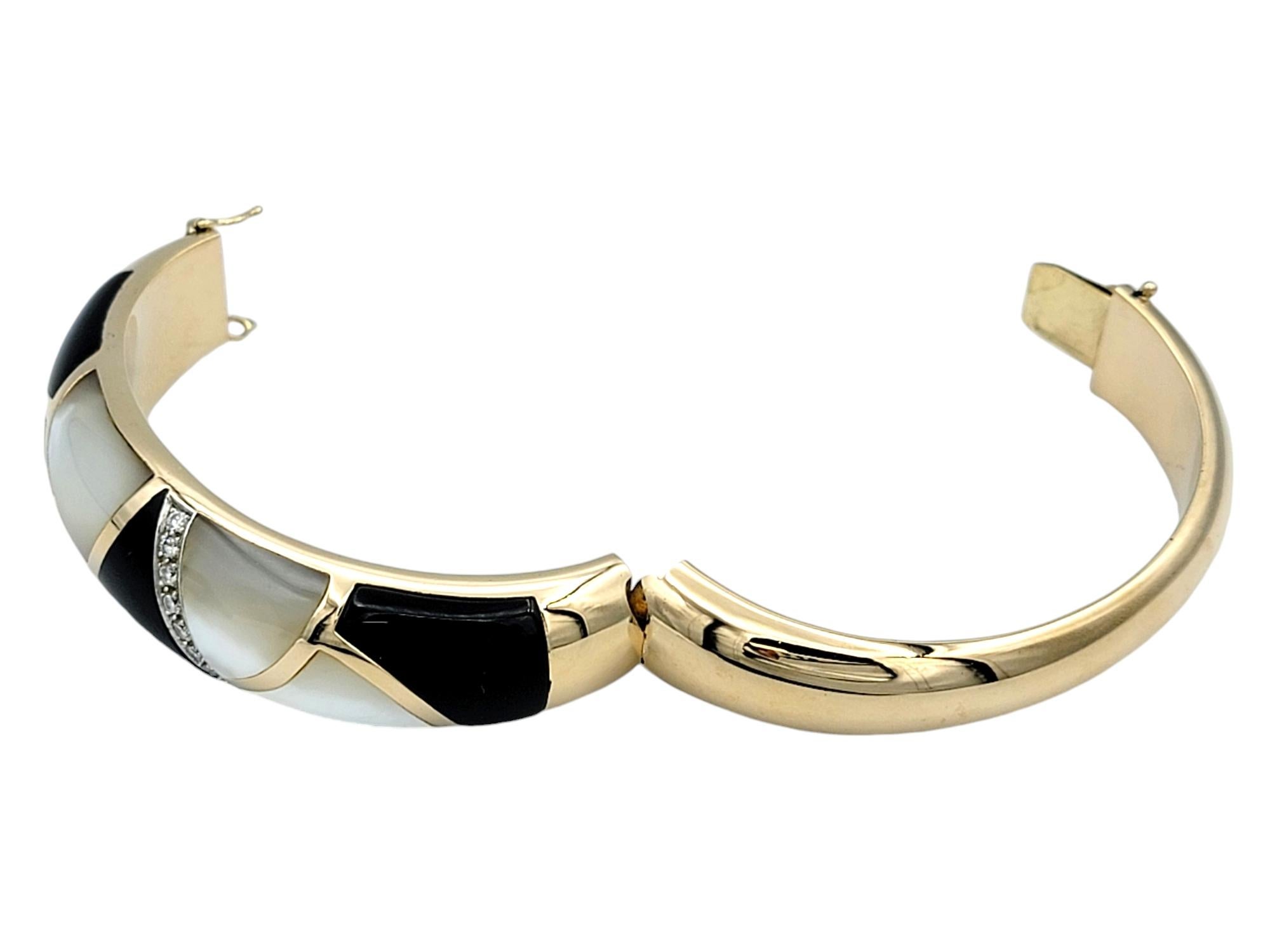 Onyx, Perlmutt und Diamant Armspange aus 14 Karat Gold im Zustand „Gut“ im Angebot in Scottsdale, AZ