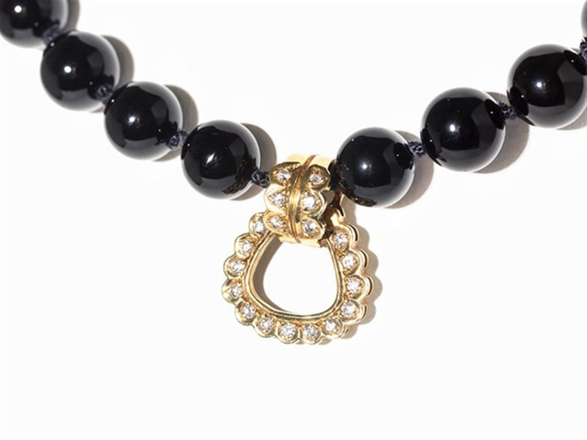 Brilliant Cut Onyx Necklace with Pendant, Set with 19 Diamonds, 14 Karat Yellow Gold For Sale