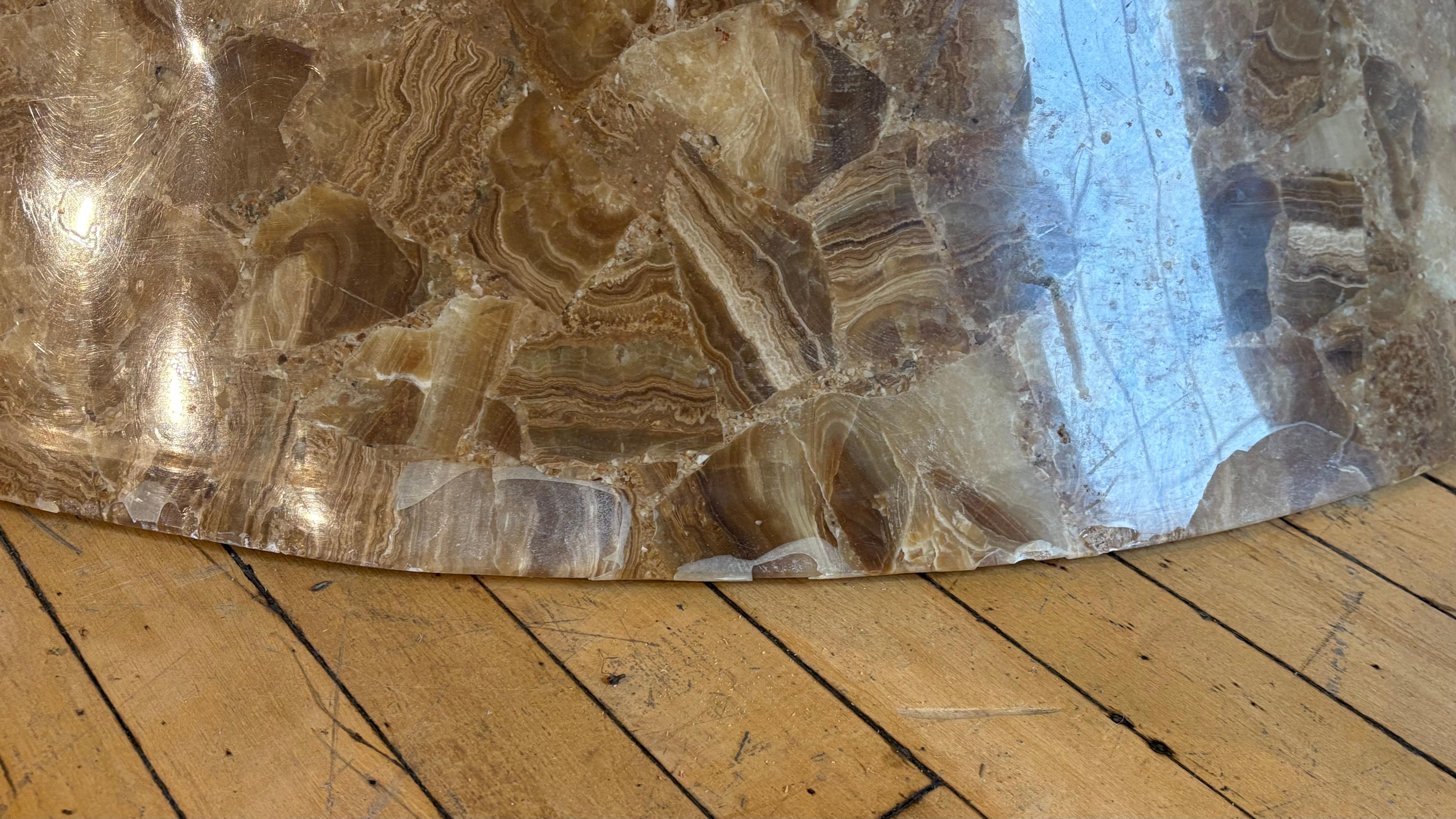 Mexicain Table de salle à manger ovale en Iyx par Muller's of Mexico en vente