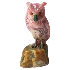 Scultura di gufo in onice