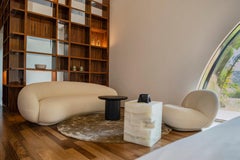 Onyx Pedestal V by Pietro Franceschini