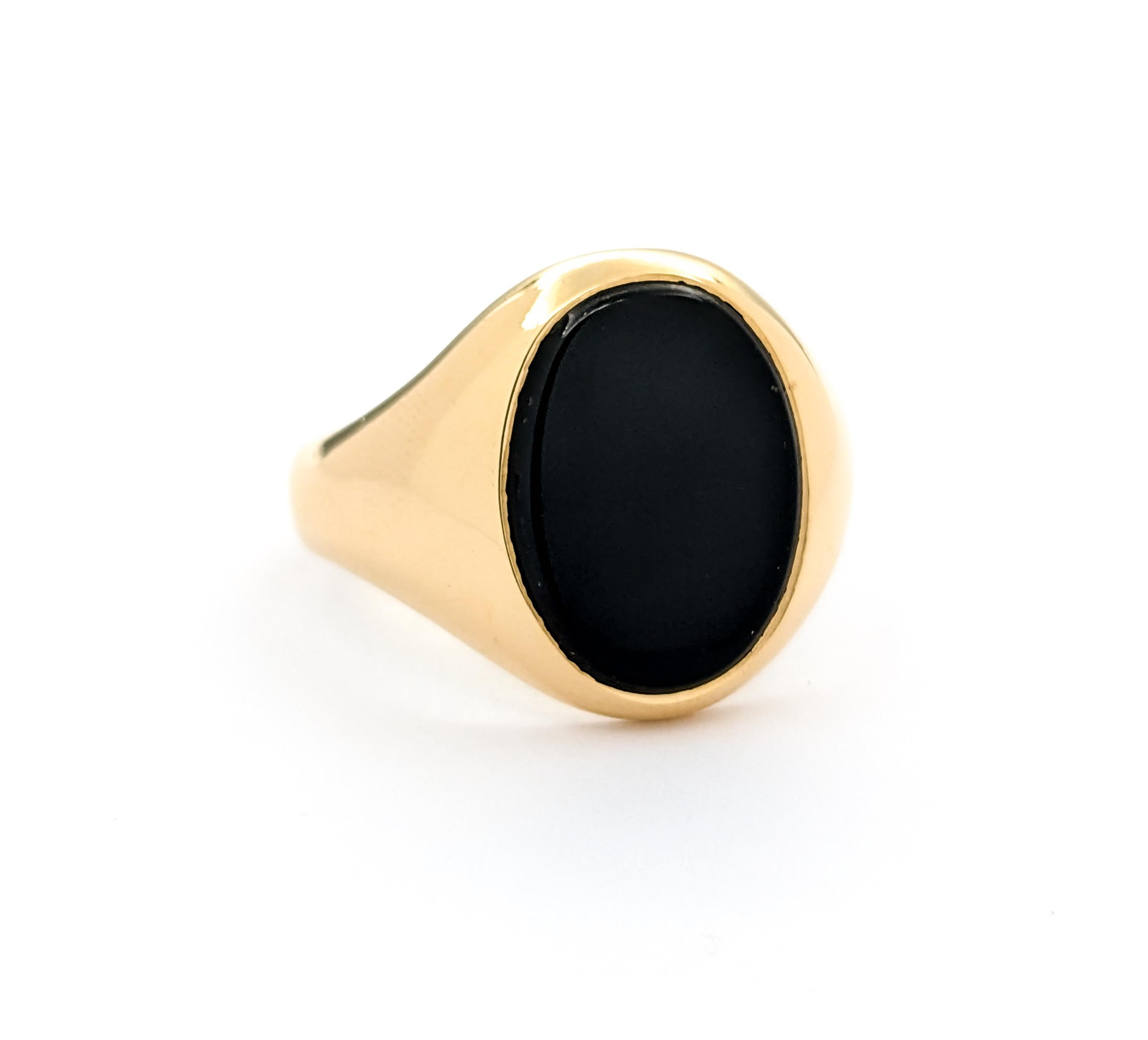 Women's Onyx Ring In yellow Gold For Sale