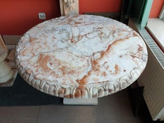 Onyx Round Garden Table
