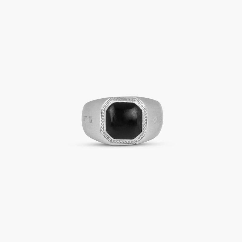 Onyx Signet Ring in Sterling Silver, Size M

A slice of matt onyx sits within a brushed sterling silver frame, with our signature diamond pattern engraved around the edge of the semi-precious, faceted stone. Finished in rhodium-plated sterling