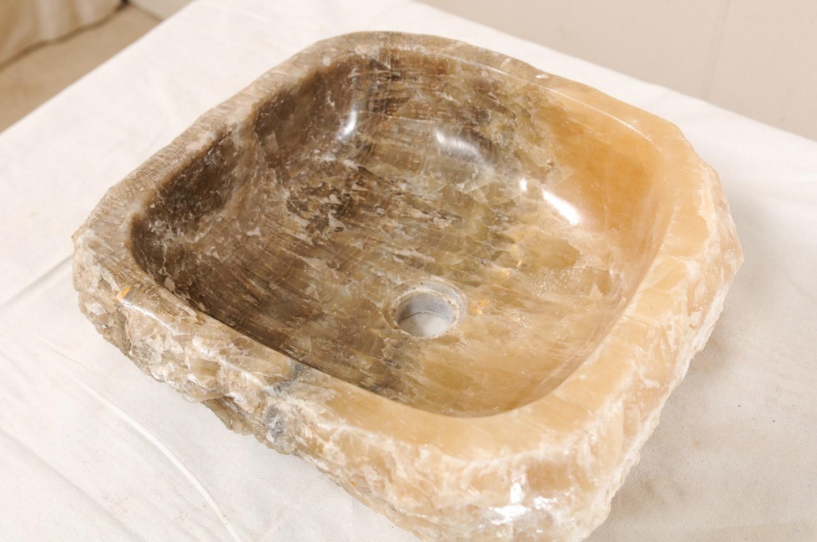 Onyx Sink Basin with Two-Toned Coloration and Live Edge 1