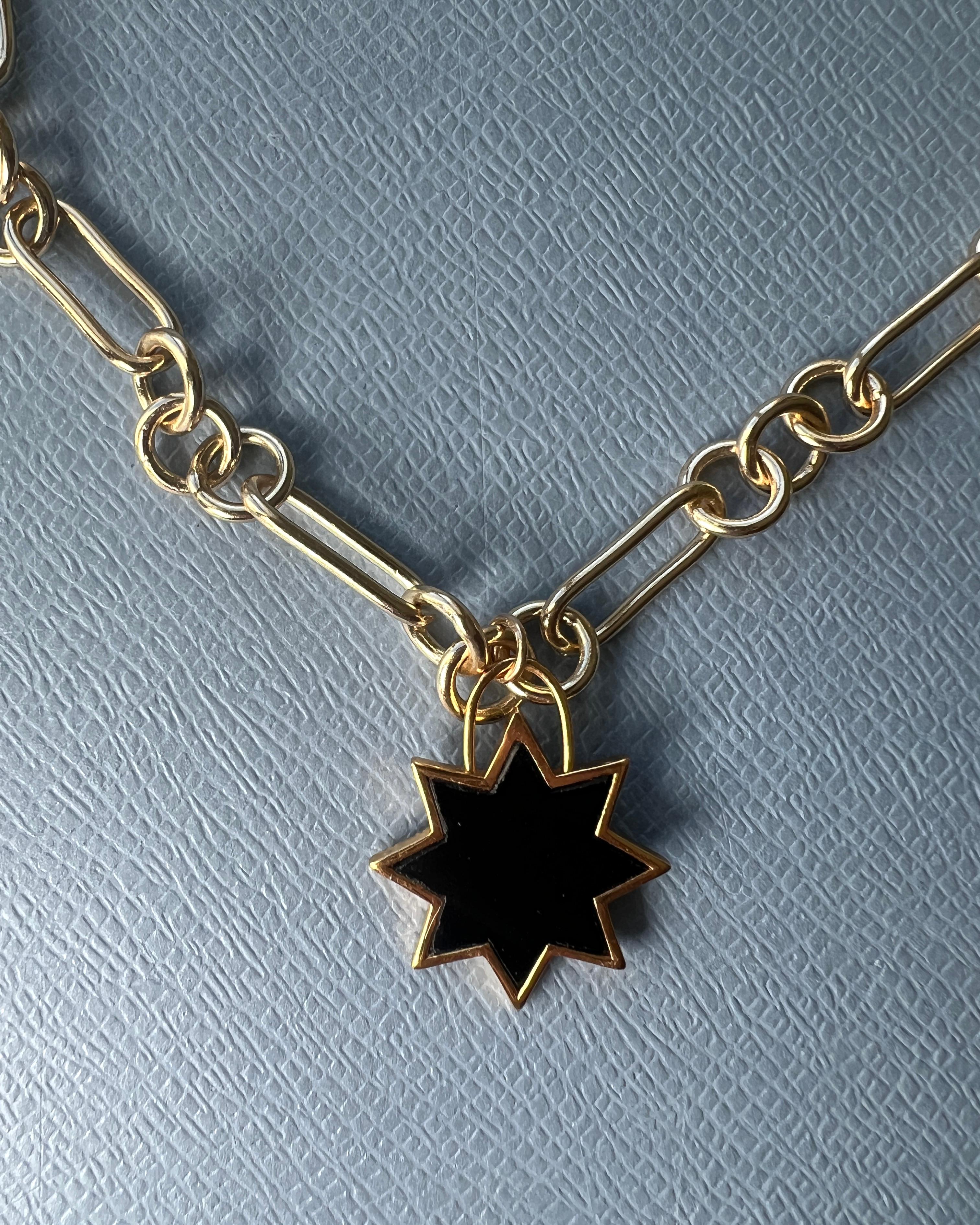 Donna Collana a stella in onice J DAUPHIN in vendita