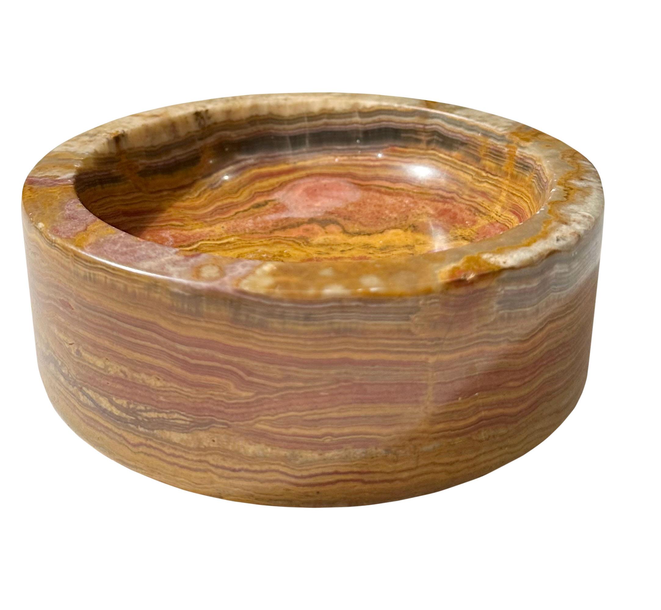 Onyx Swirl Bowl In Good Condition For Sale In Tampa, FL