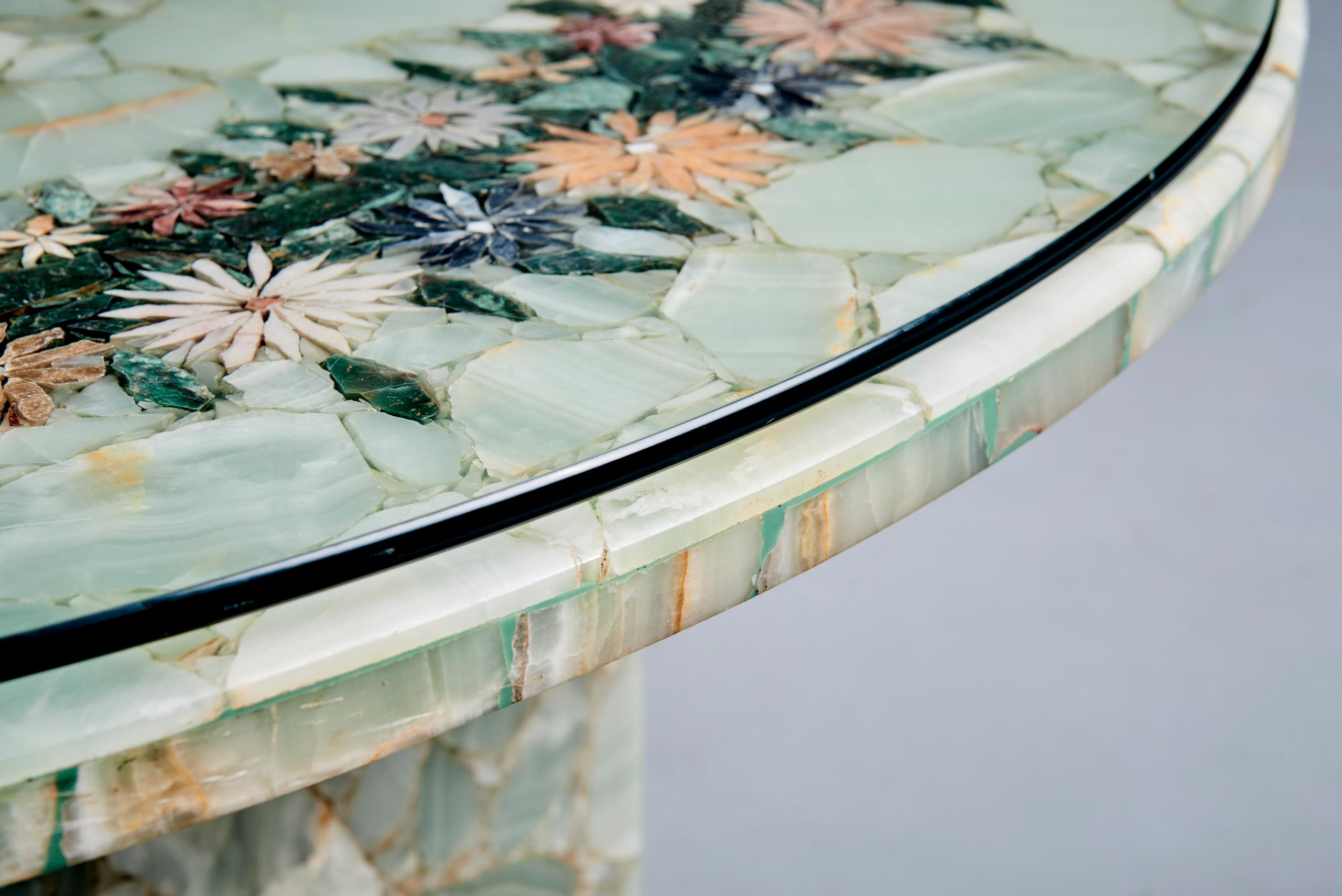 Mesa de ónice con mosaico floral de piedra en Bueno estado para la venta en Berlin, DE