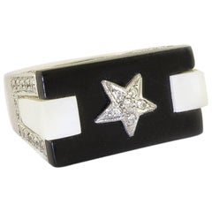 Weißgold-Sternring mit Onyx, weißem Achat und Diamanten