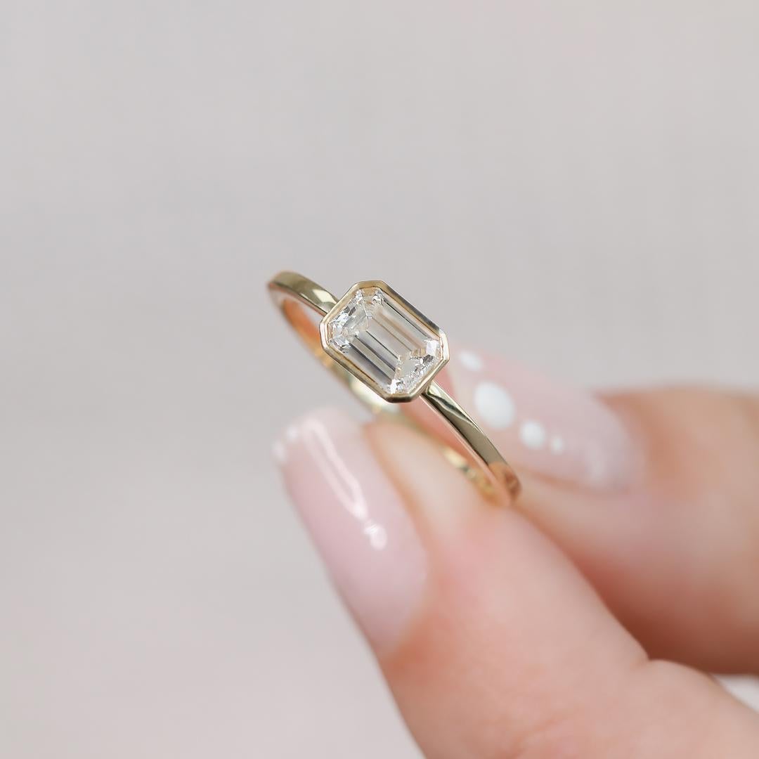 For Sale:  Ooak 0.95 Cts East-West Bezel Emerald Cut & Baguette Diamonds Hidden Halo Ring 7
