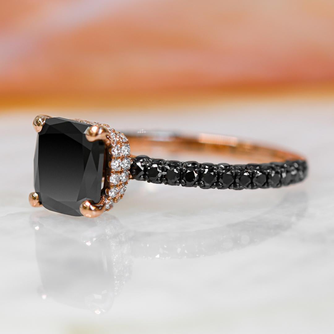 Ooak 3.75 Carats Black & White Diamond Double Halo 3-Sided Ring in 14k Rose Gold For Sale 1