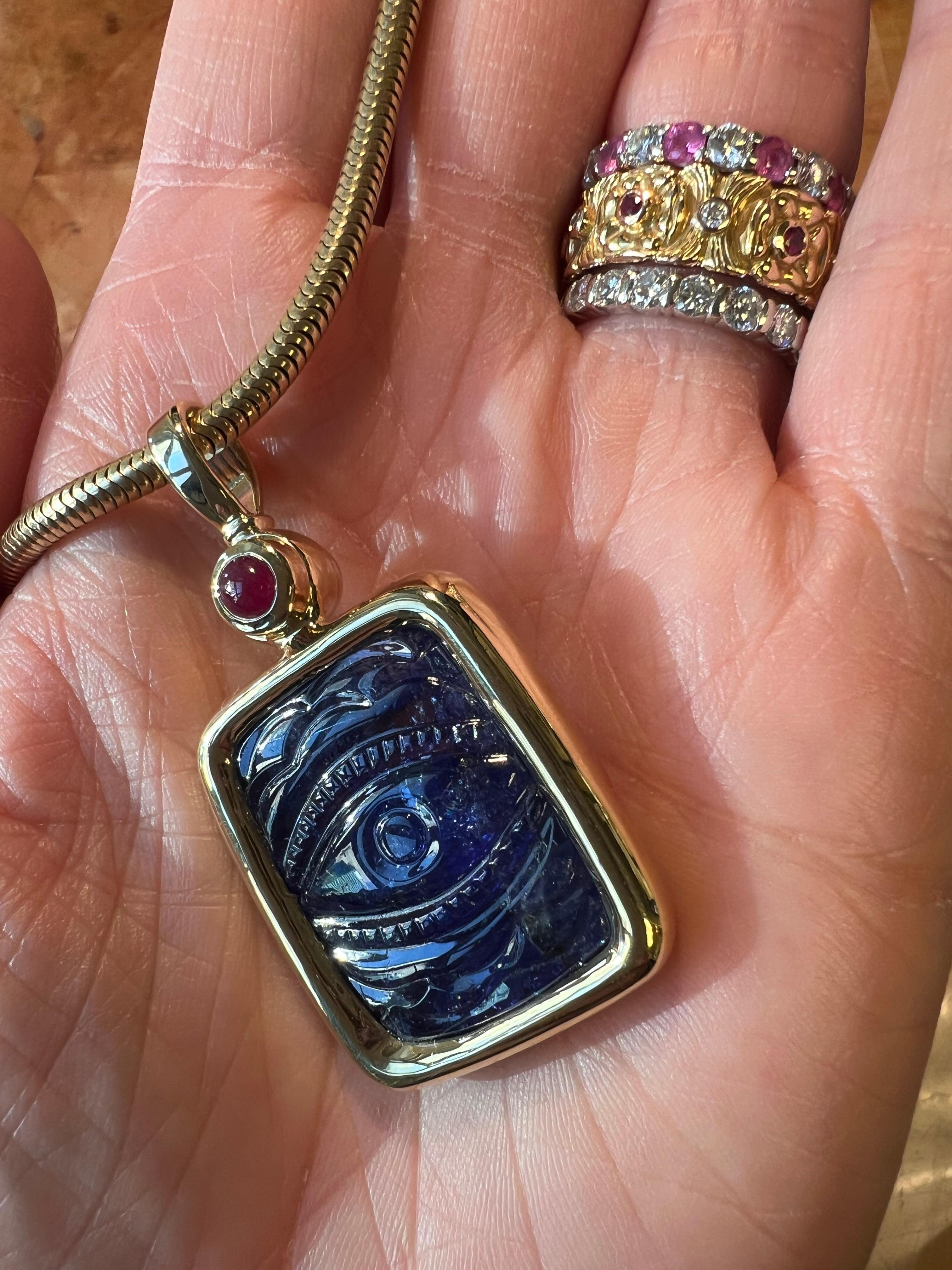 OOAK Hand Carved 39.02ct Tanzanite and Ruby Cab Pendant In 18K Yellow Gold For Sale 5