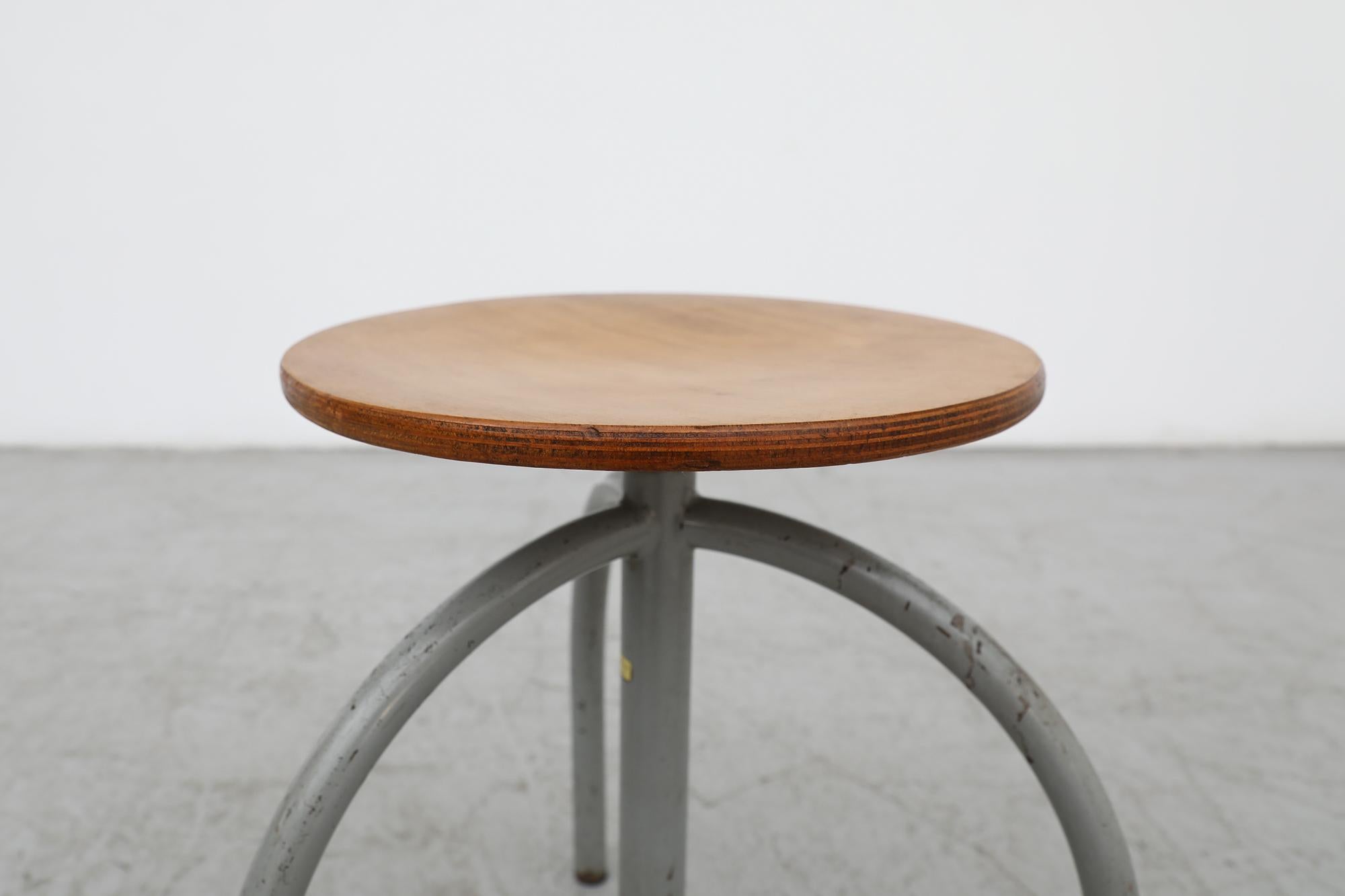Oosterwolde Industrial Tripod Task Stool by Cor Alons, 1950's For Sale 6