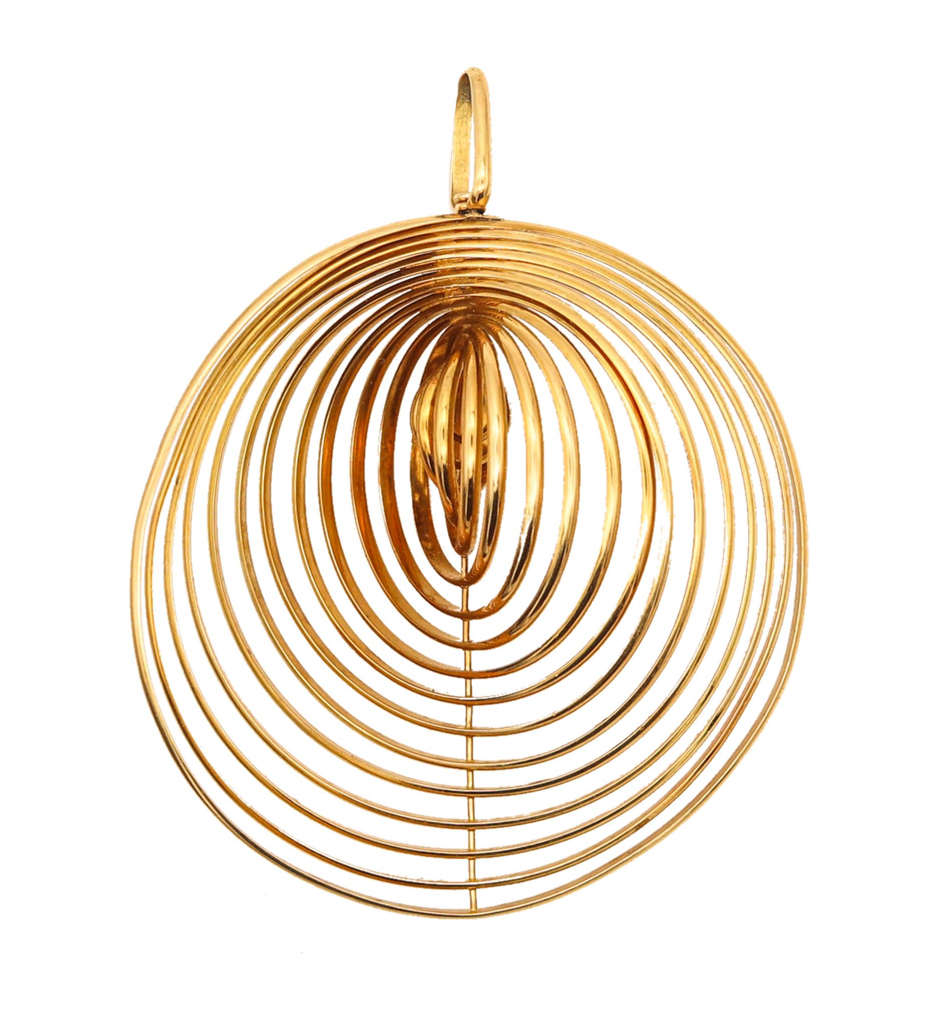 An Italian modernist sculptural pendant.

An amazing sculptural pendant, made in Italy with ultra modernism patterns, back in the 1970. This Op-art pendant is composed by seventeen concentric circles mounted in an axis creating a three-dimensional