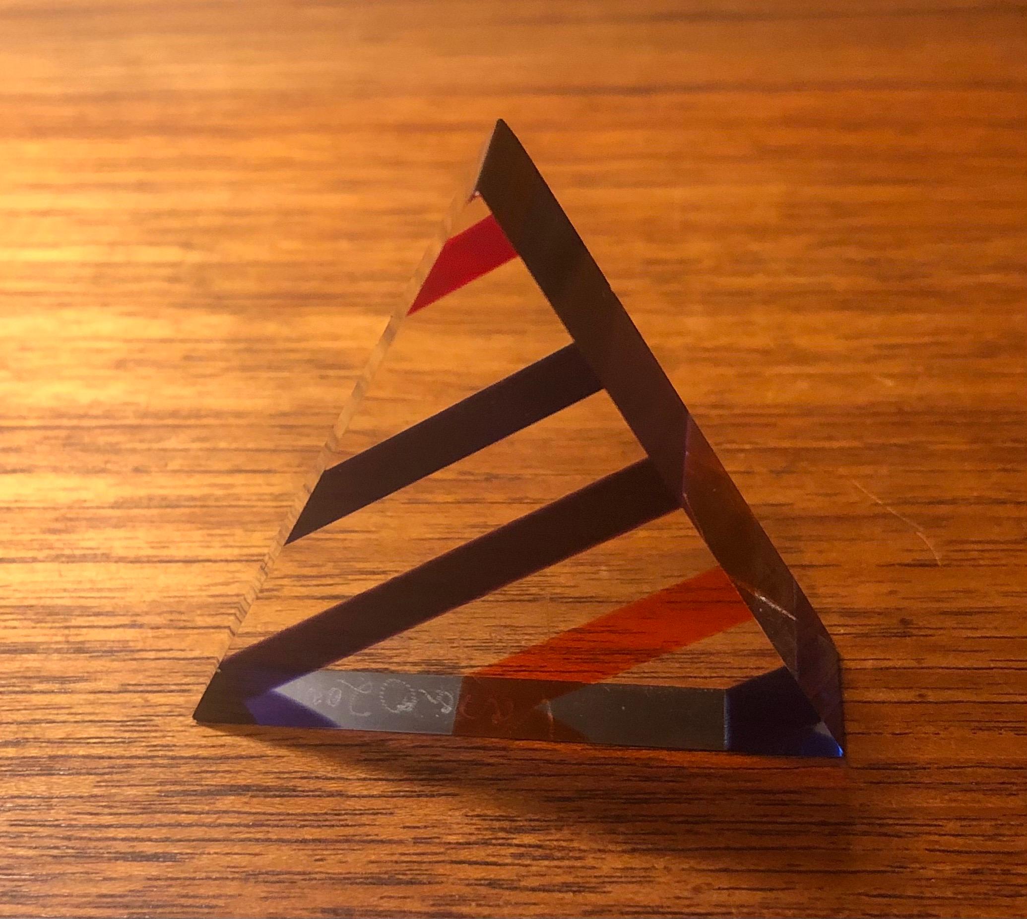 Op Art Acrylic Triangle Pyramid Sculpture / Paperweight by Vasa Mihich 7