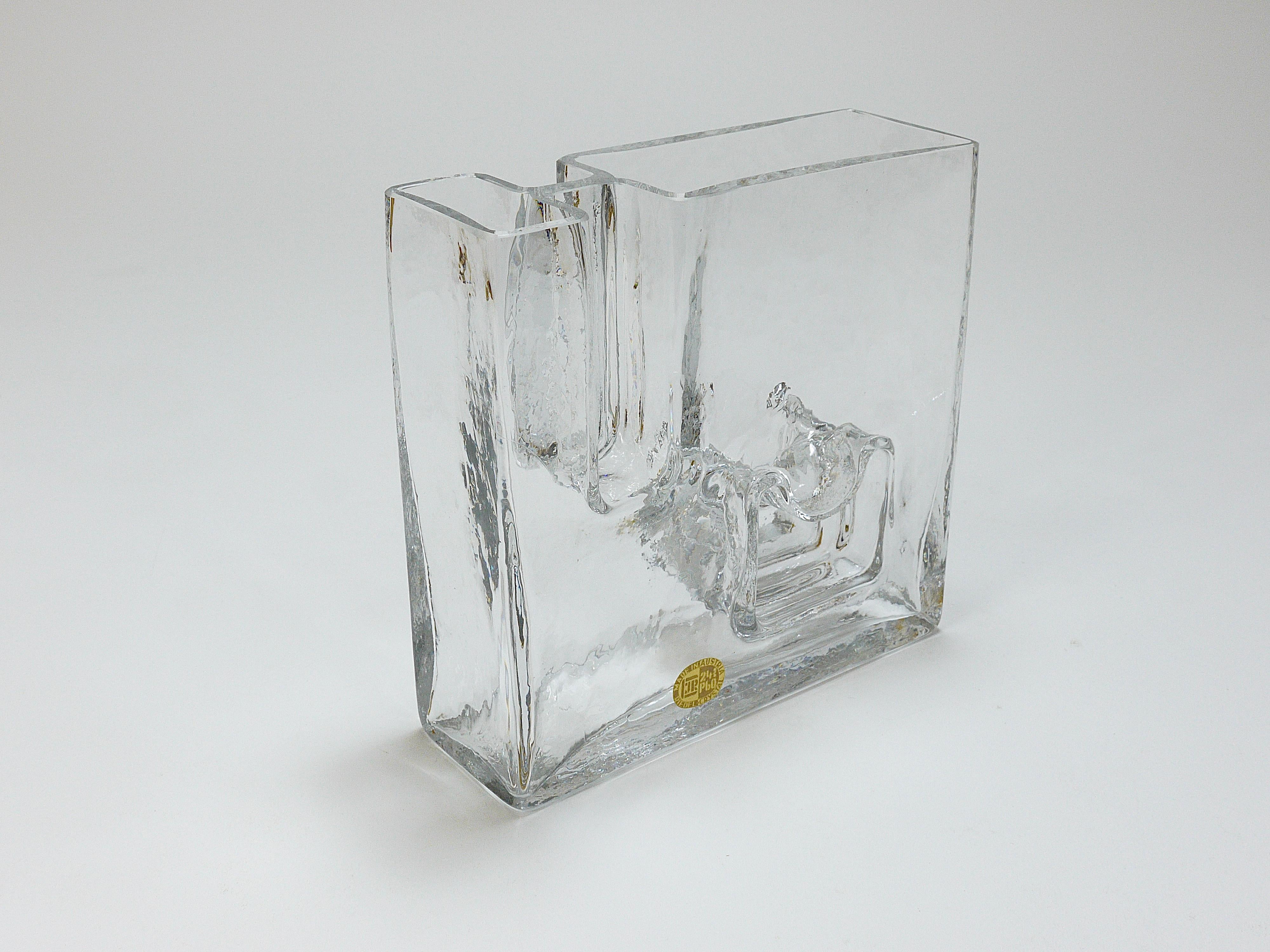 Op Art Ice Glass Vase by Claus Josef Riedel, Austria, 1970s For Sale 8