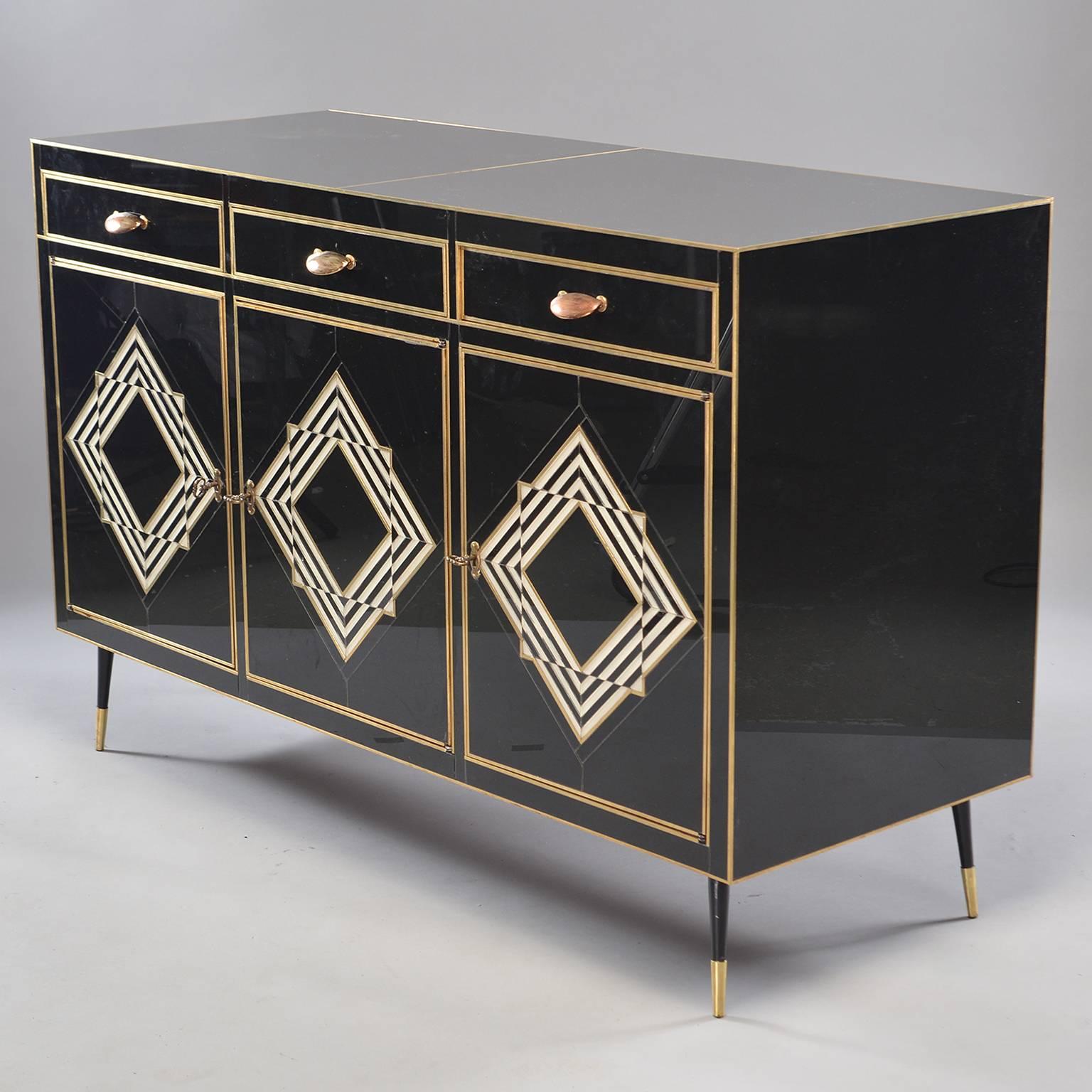 Op Art Murano Black and White Glass Clad Chest of Drawers with Brass Hardware In Excellent Condition In Troy, MI