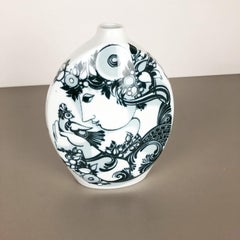 Op Art Porcelain Vase by Björn Wiinblad for Rosenthal Studio Line Germany, 1970s