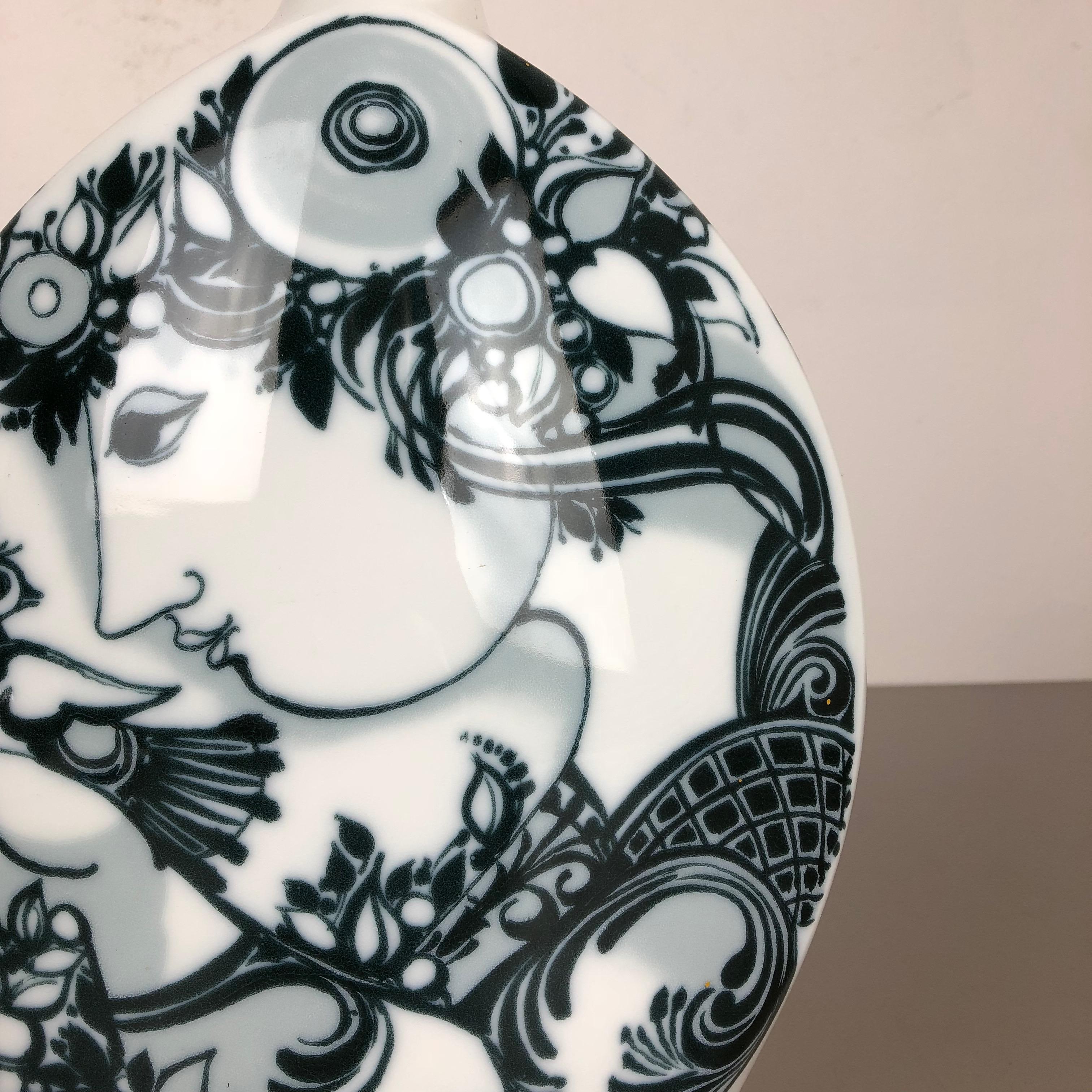 Op Art Porcelain Vase by Björn Wiinblad for Rosenthal Studio Line Germany, 1970s 1