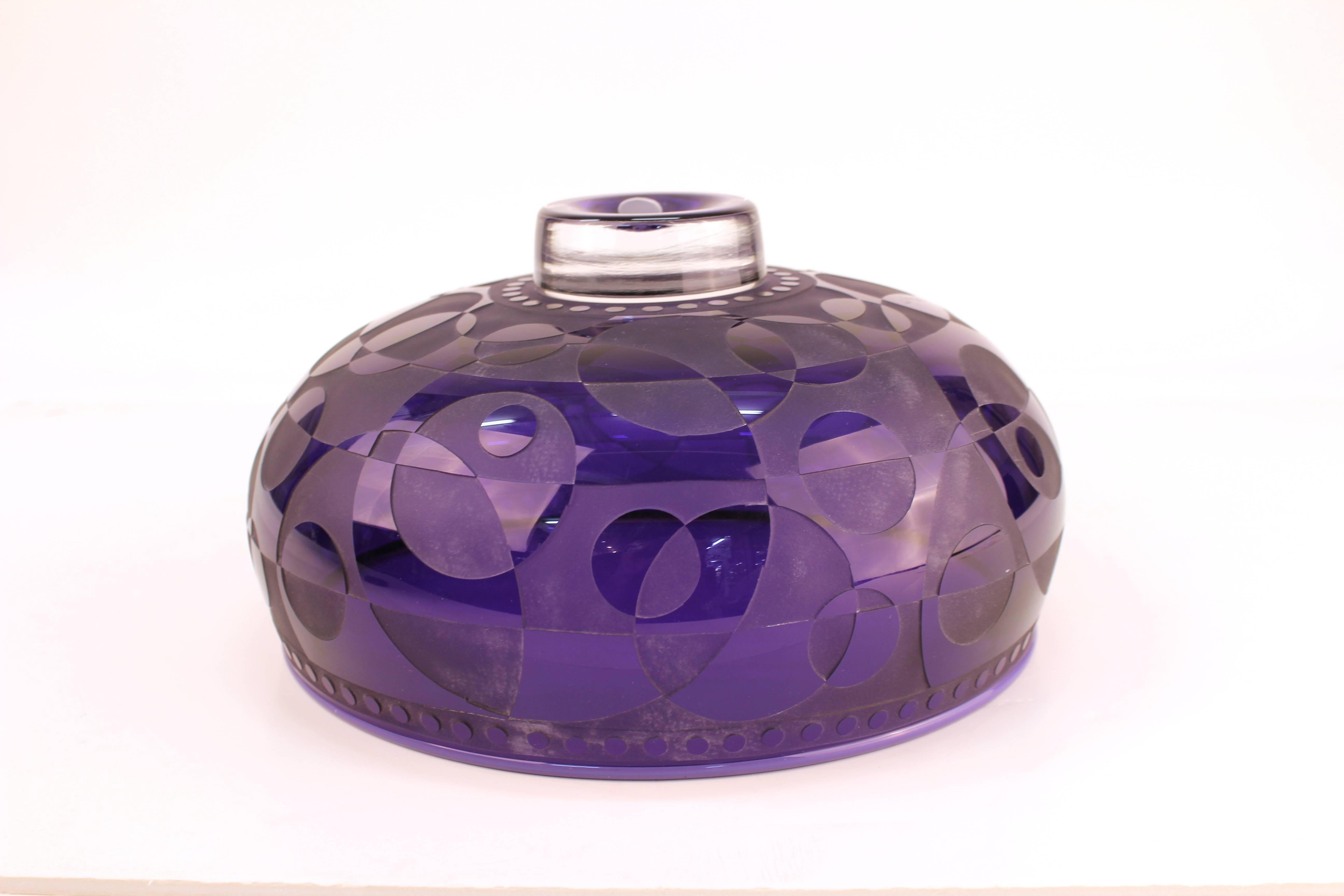 Op-Art Purple Art Glass Etched Bowl, Signed 7