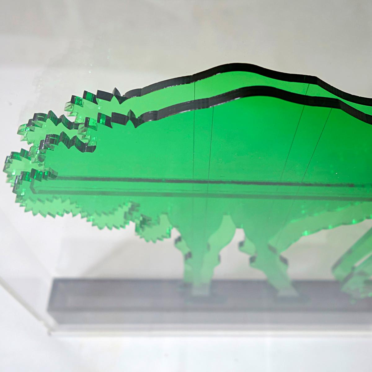 Op-Art Style Green Plexiglass Ostrich Made by Gino Marotta In Good Condition For Sale In Doornspijk, NL