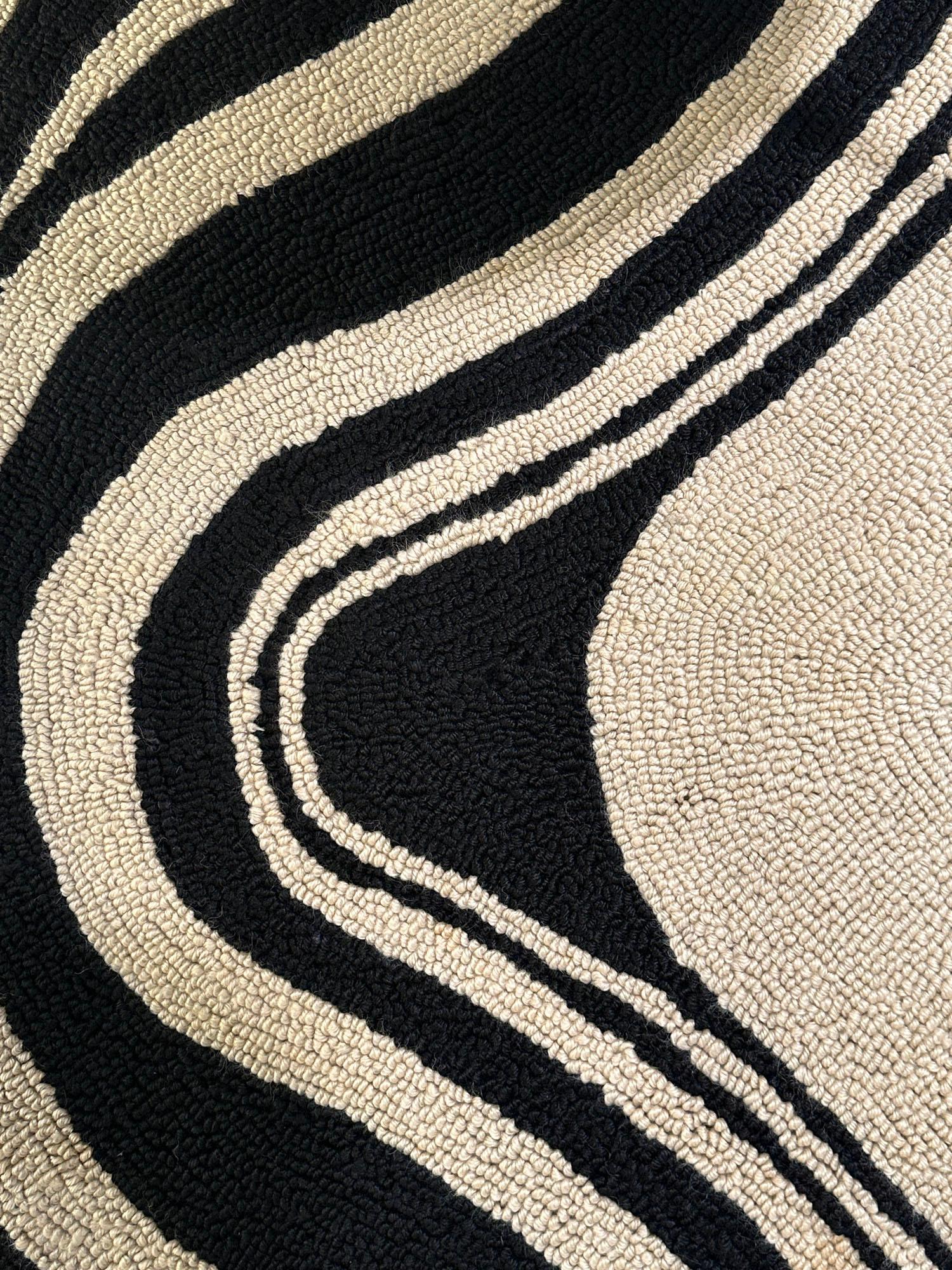 Op Art Tapestry in Black and White Wool Dutch 1960s For Sale 2