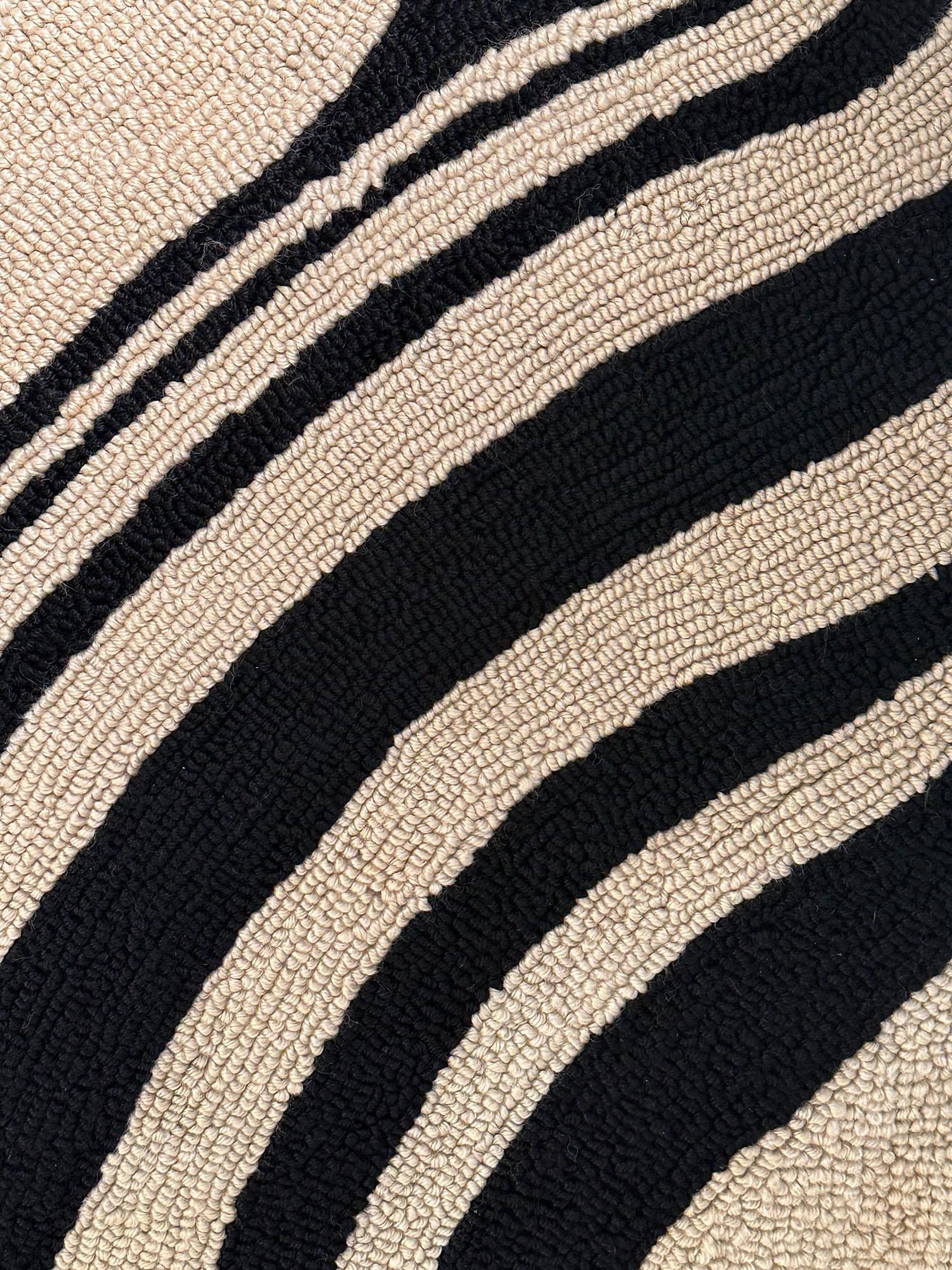 Op Art Tapestry in Black and White Wool Dutch 1960s For Sale 3