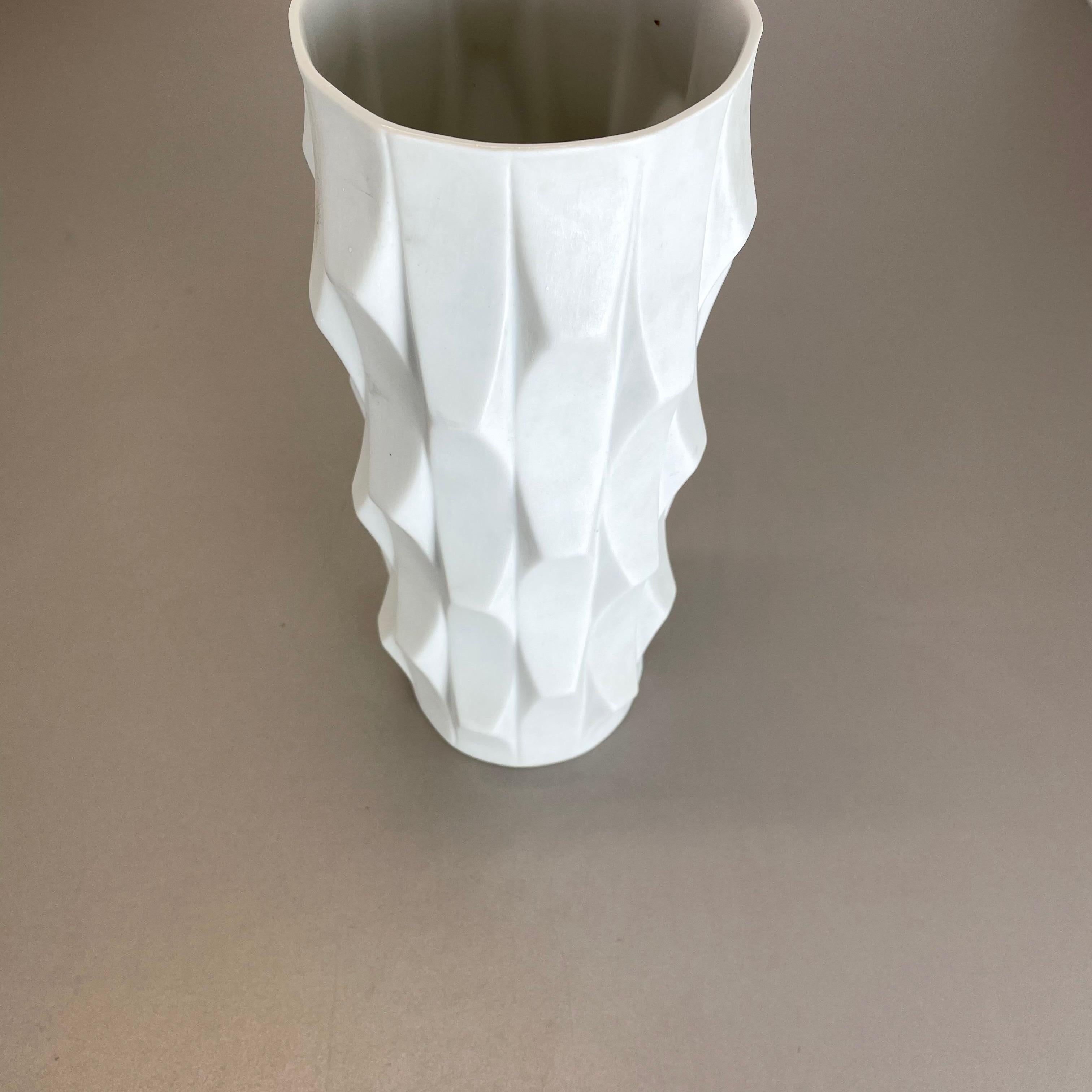 Vase d'art OP en porcelaine Vase Heinrich Fuchs pour Hutschenreuther, Allemagne, 1970 en vente 7