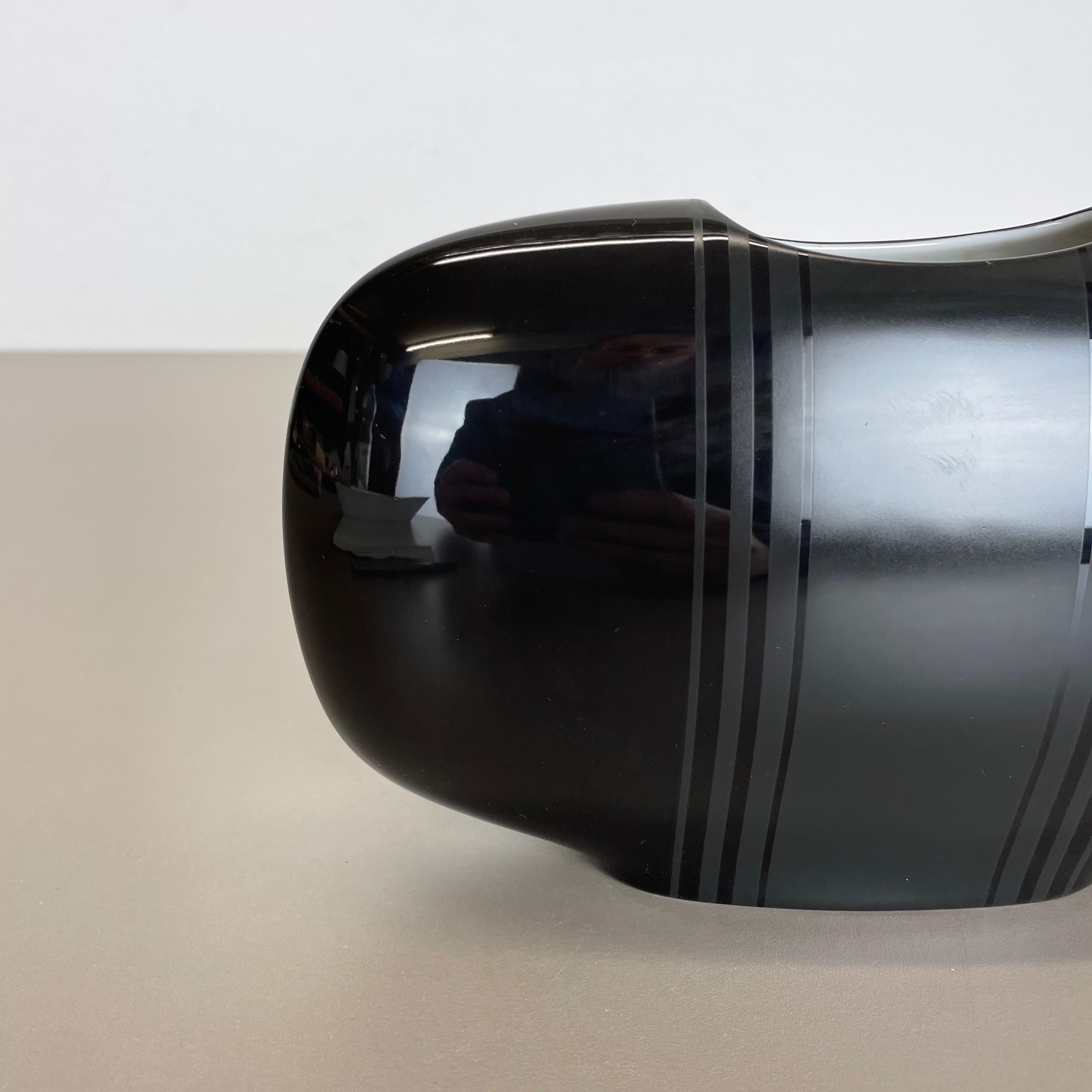 German OP Art Vase black Porcelain by K. Dombrowski for Hutschenreuther, 1970s For Sale