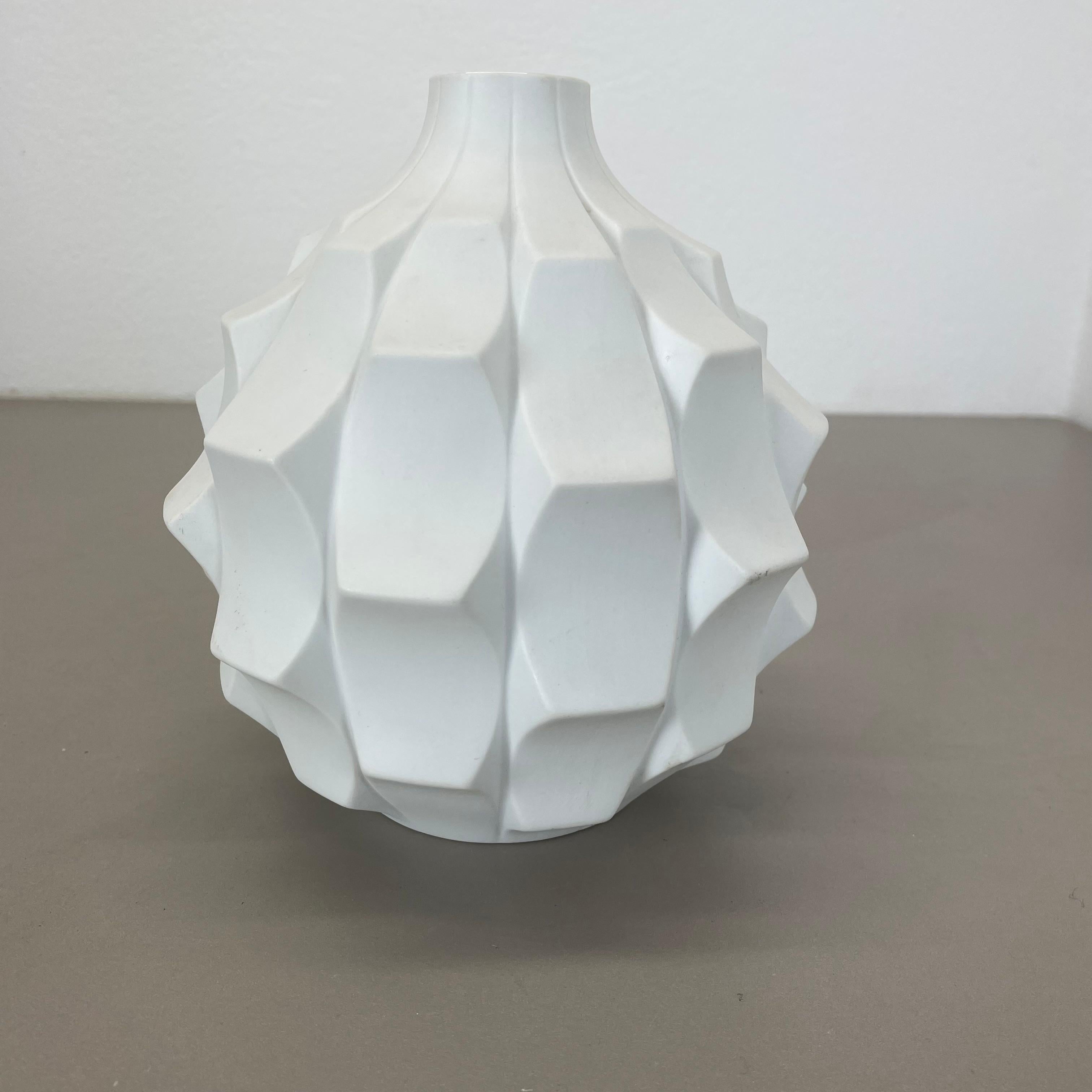OP Art Vaso Vaso in porcellana Heinrich Fuchs per Hutschenreuther, Germania, anni '70 in vendita 5