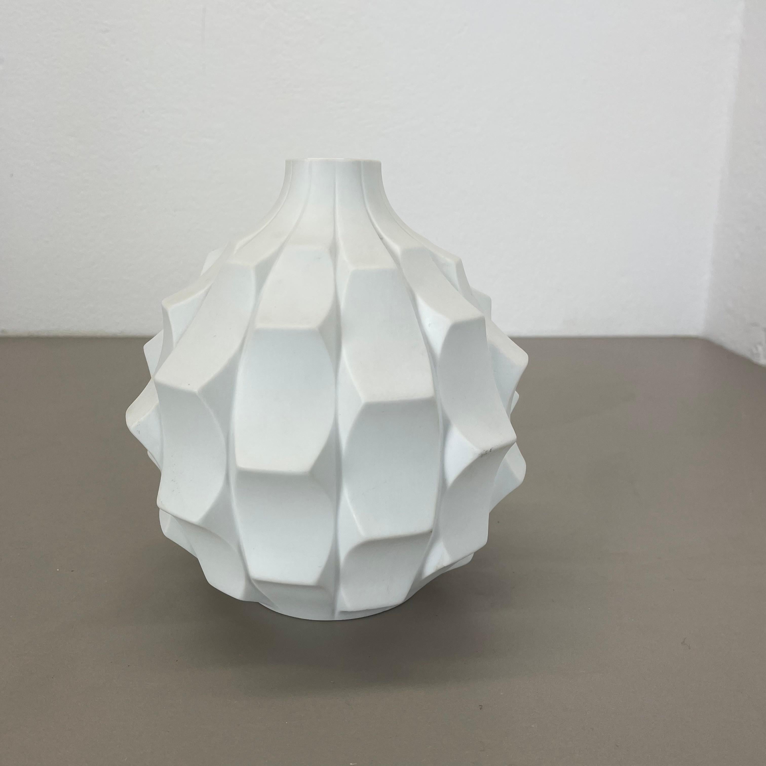 OP Art Vaso Vaso in porcellana Heinrich Fuchs per Hutschenreuther, Germania, anni '70 in vendita 6