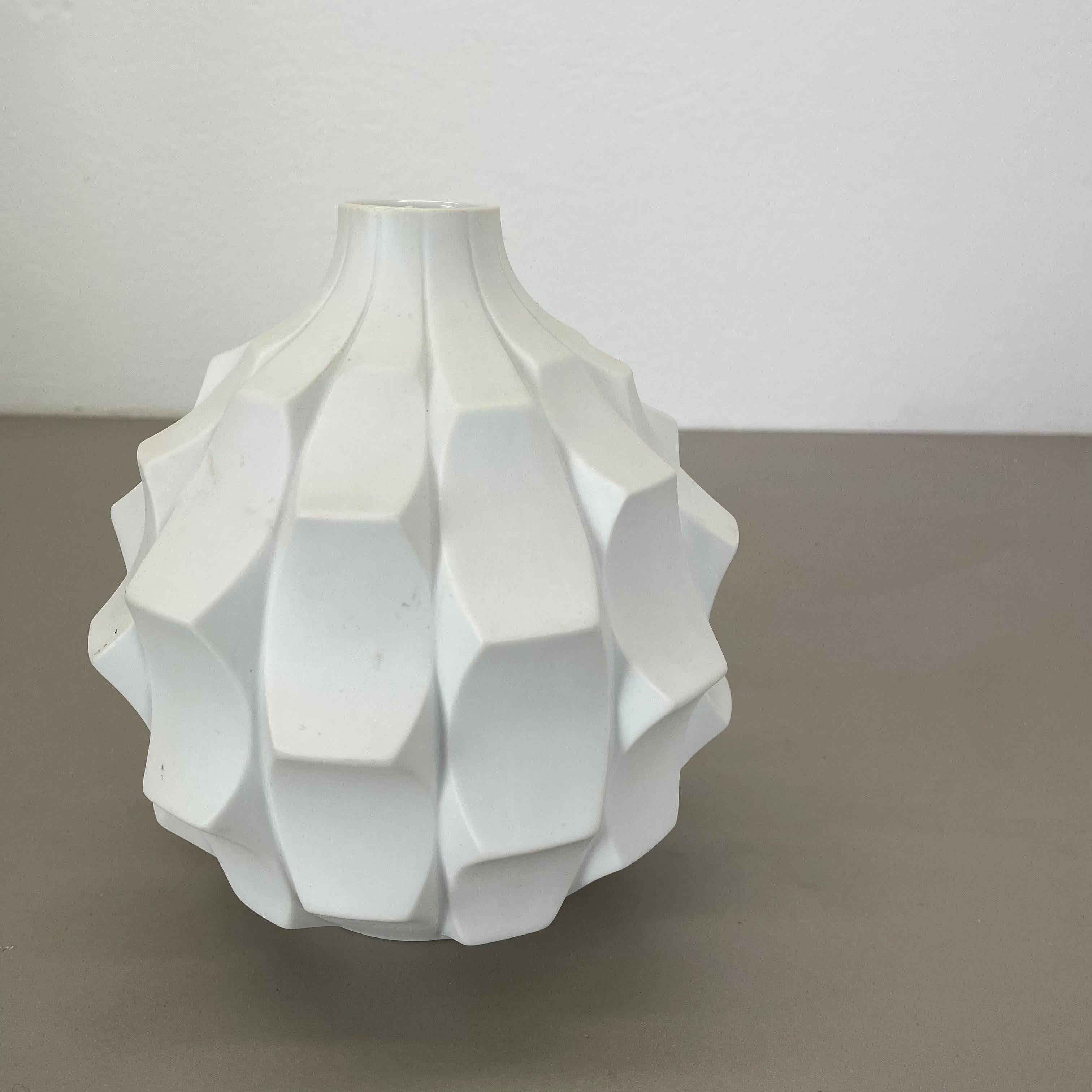 OP Art Vaso Vaso in porcellana Heinrich Fuchs per Hutschenreuther, Germania, anni '70 in vendita 7