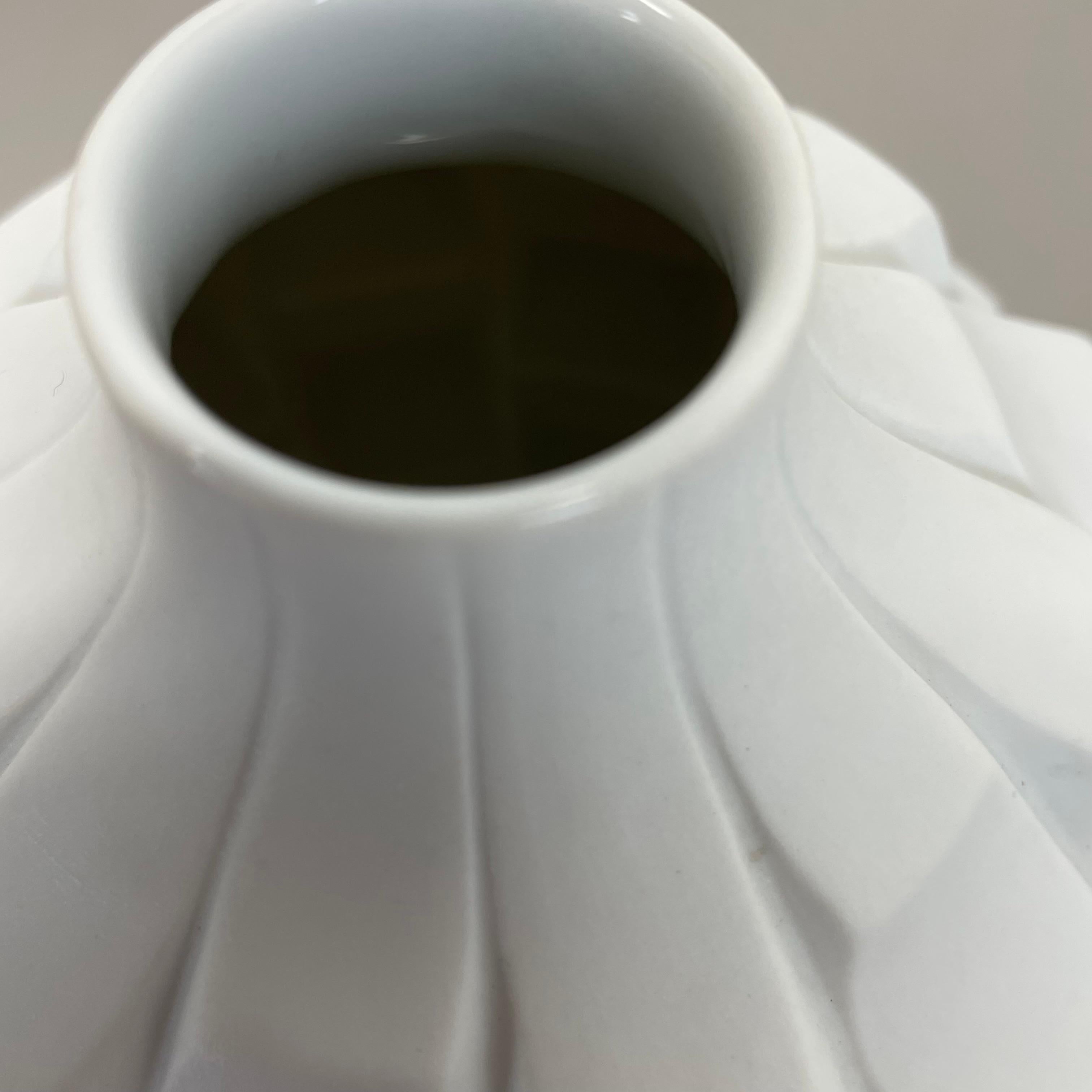 OP Art Vaso Vaso in porcellana Heinrich Fuchs per Hutschenreuther, Germania, anni '70 in vendita 1