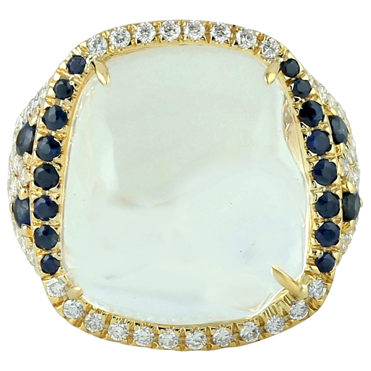 For Sale:  Opal 18 Karat Gold Diamond Ring