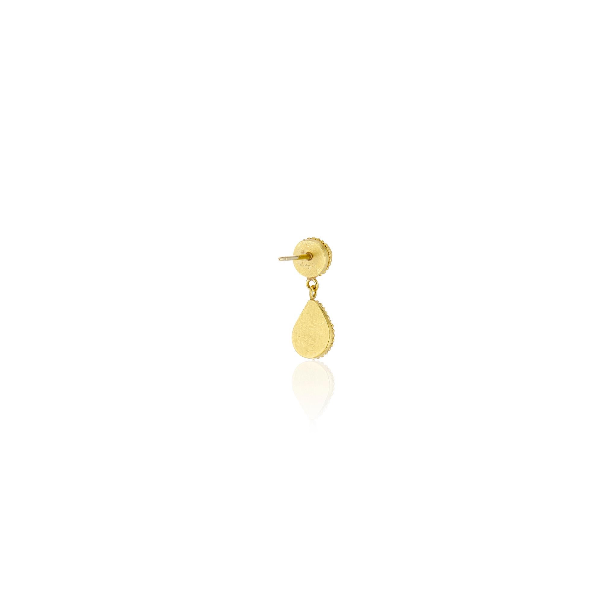Contemporary Opal 22 Karat Granulation Drop Dangle Earrings 18 Karat Yellow Posts and Backs For Sale