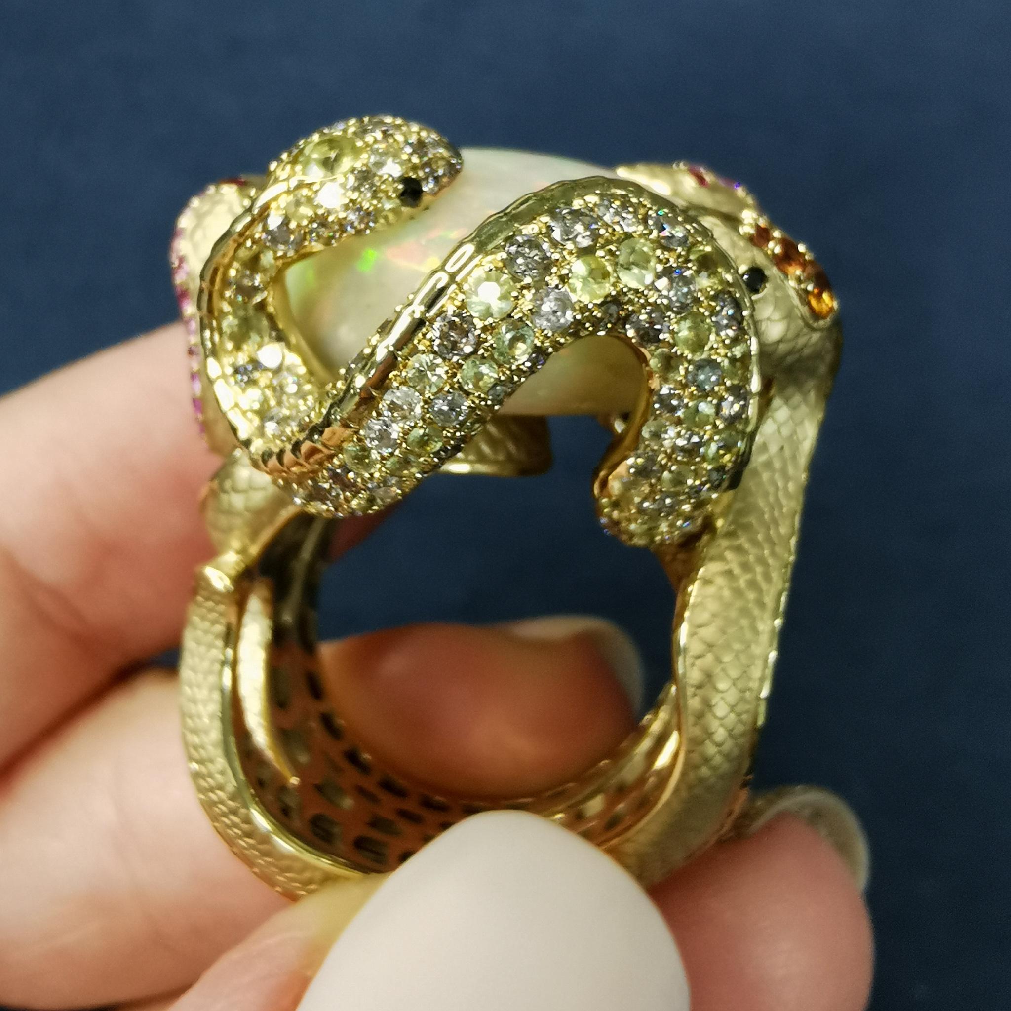 Opal 23.33 Carat Diamond Sapphire 18 Karat Yellow Gold Snake Ring In New Condition For Sale In Bangkok, TH