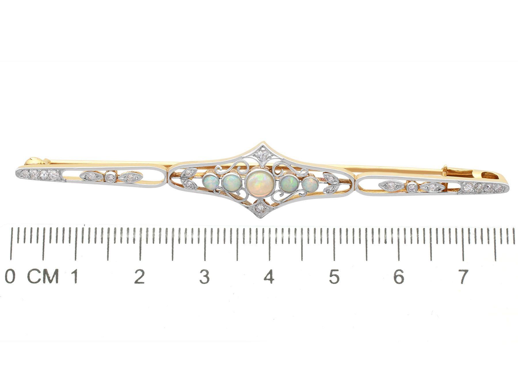Antique 1900s Opal and Diamond Yellow Gold Brooch For Sale 1