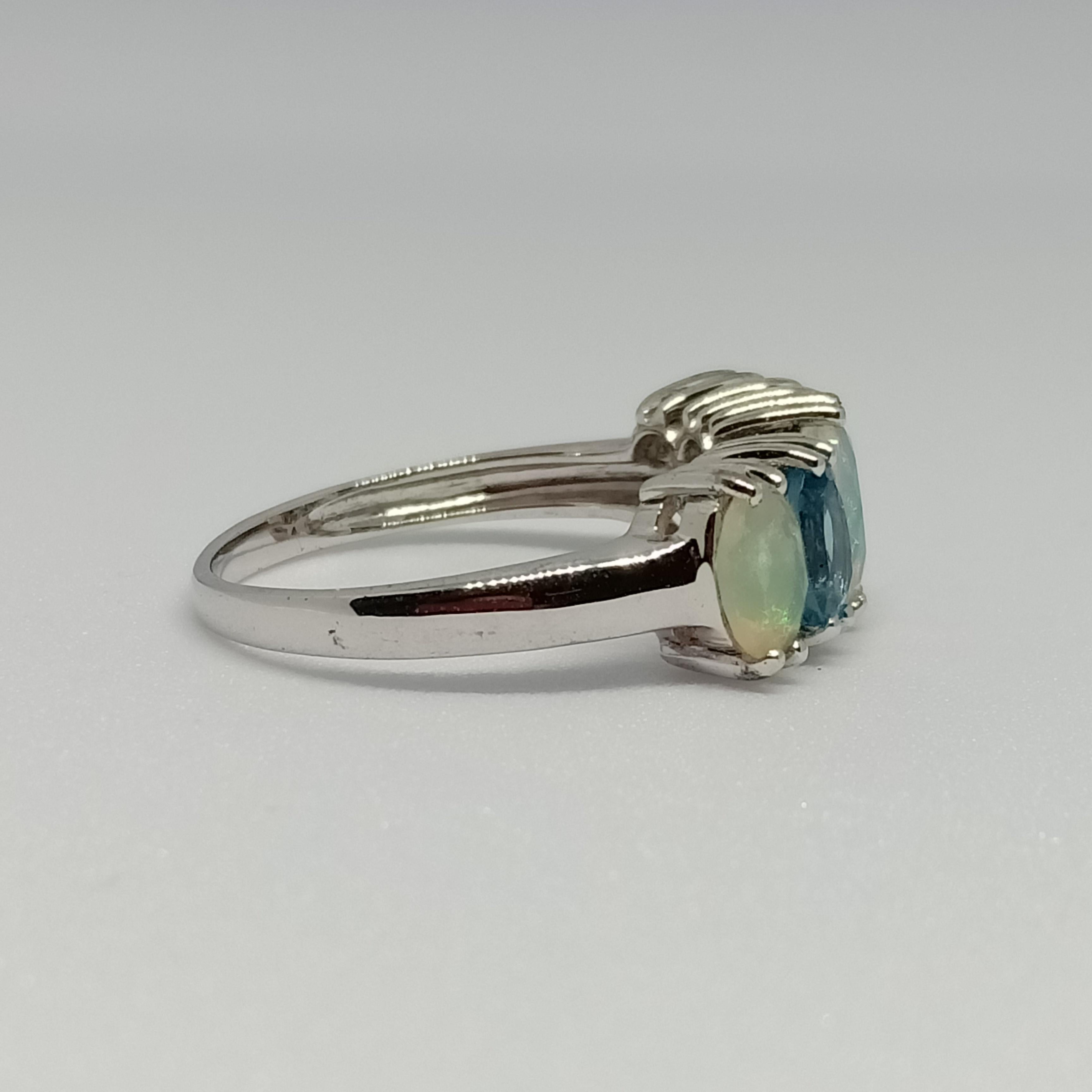Opal and Blue topaz Ring In New Condition For Sale In Bangkok, TH