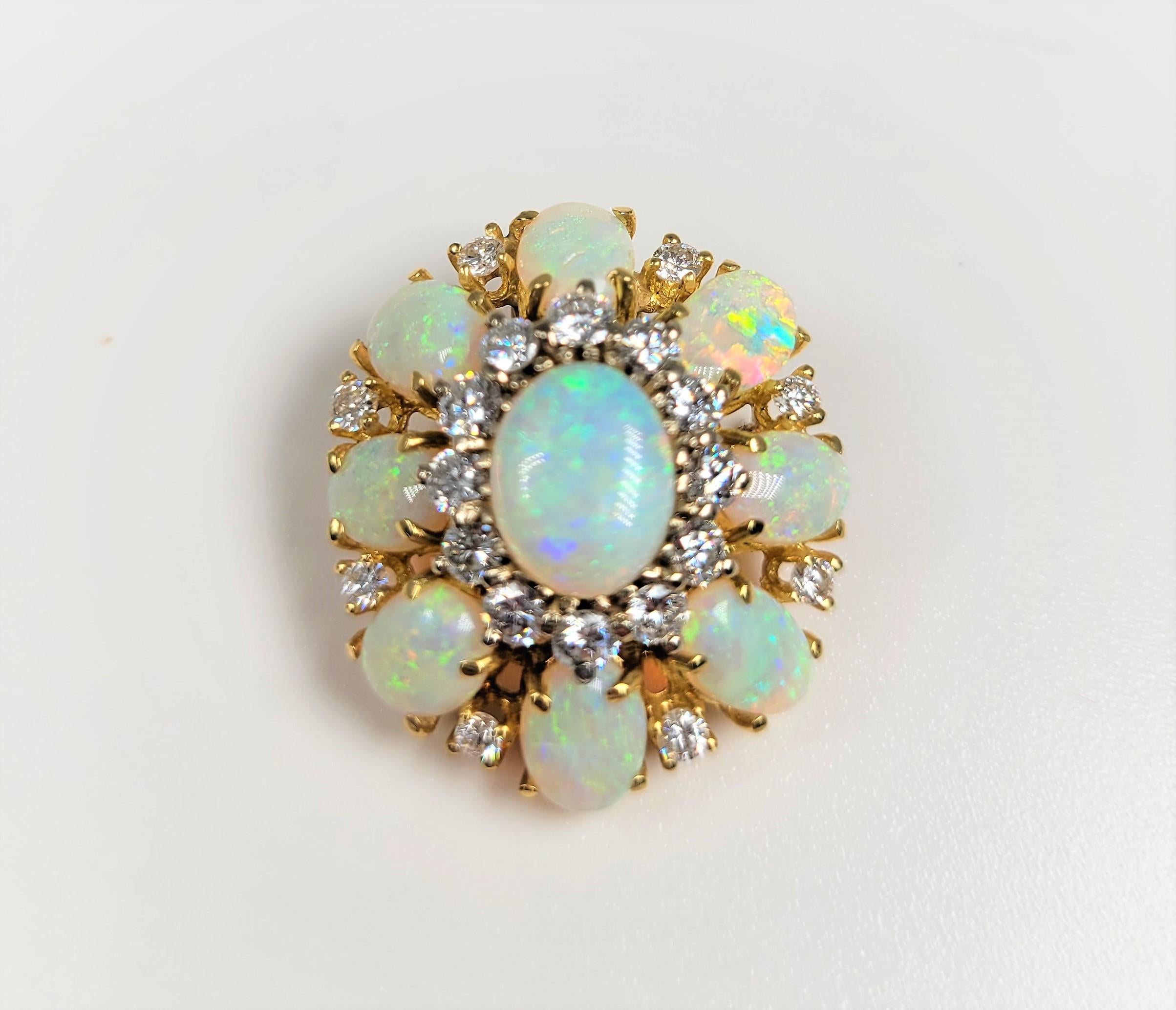 Opal and Diamond Brooch in 18 Karat Gold In Good Condition For Sale In Dallas, TX