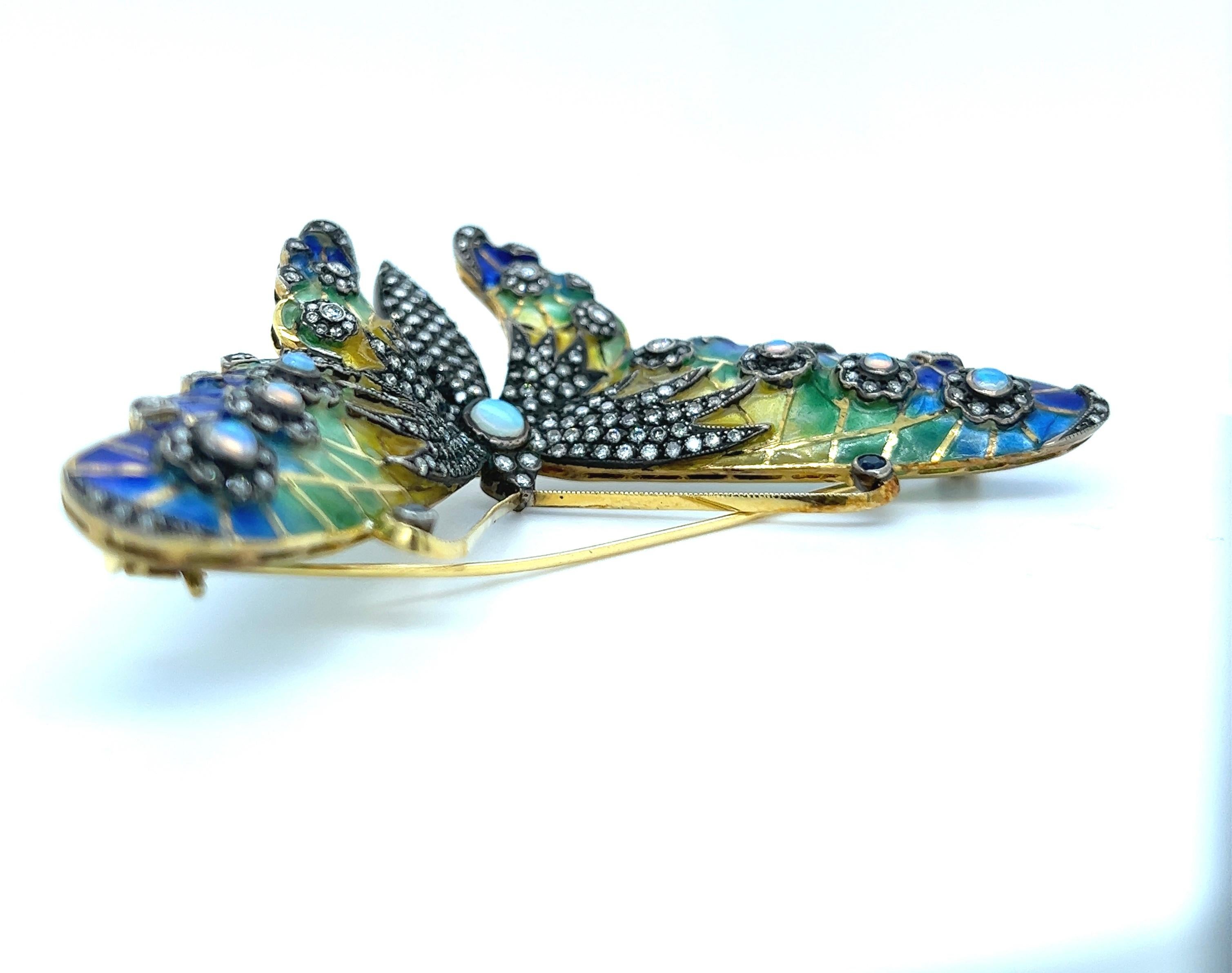 Opal and Diamond Butterfly Brooch In New Condition For Sale In Scottsdale, AZ