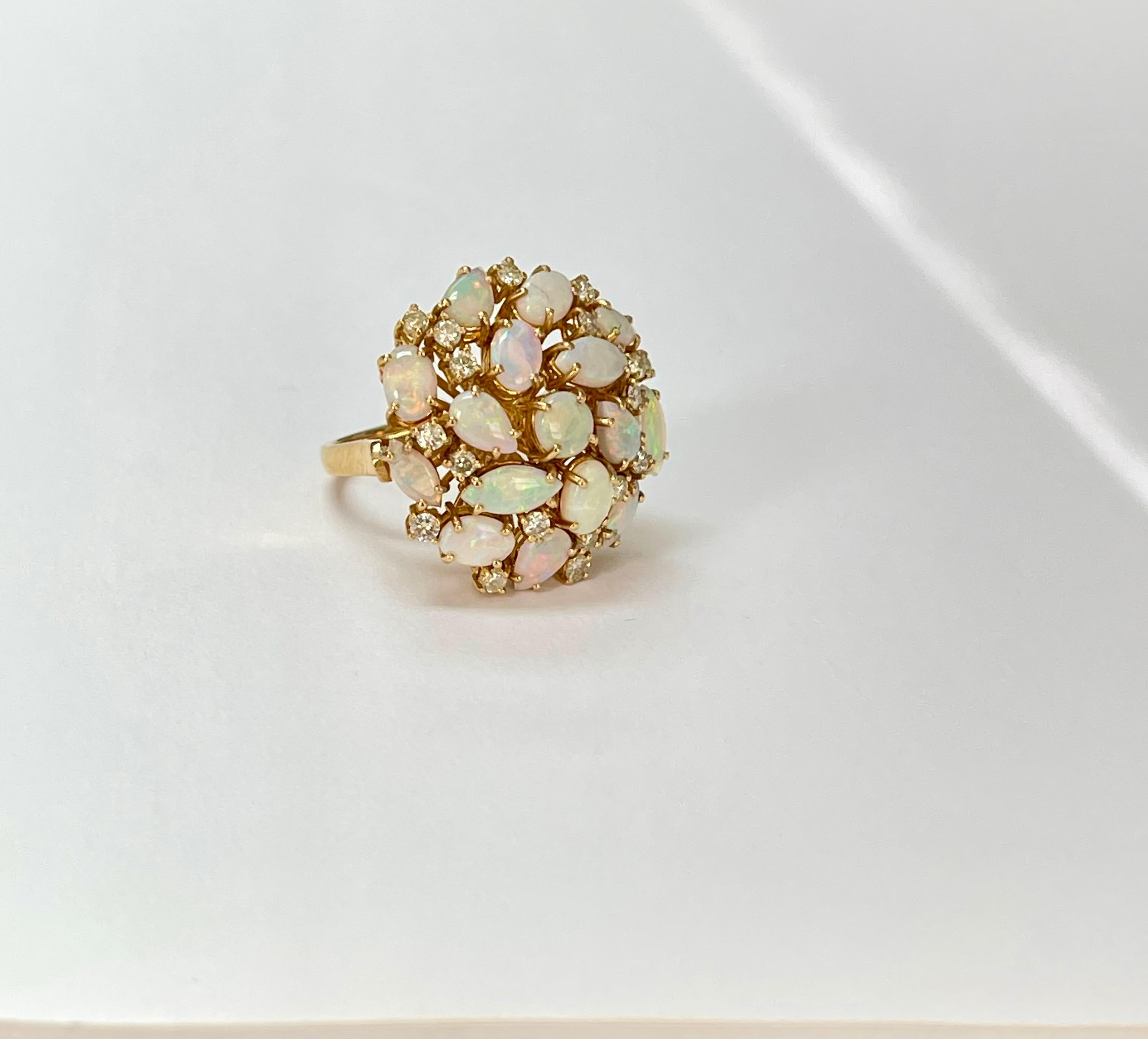 Opal and Diamond Engagement Ring in 18K Yellow Gold For Sale 1