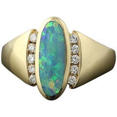 Opal and Diamond Kabana Ring, 14 Karat Yellow Gold Round Brilliant .18 Carat