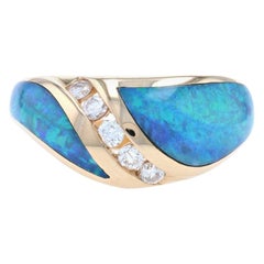 Opal and Diamond Kabana Ring, 14 Karat Yellow Gold Round Brilliant .25 Carat