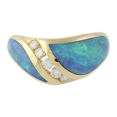 Opal and Diamond Kabana Ring, 14 Karat Yellow Gold Round Brilliant .25 Carat